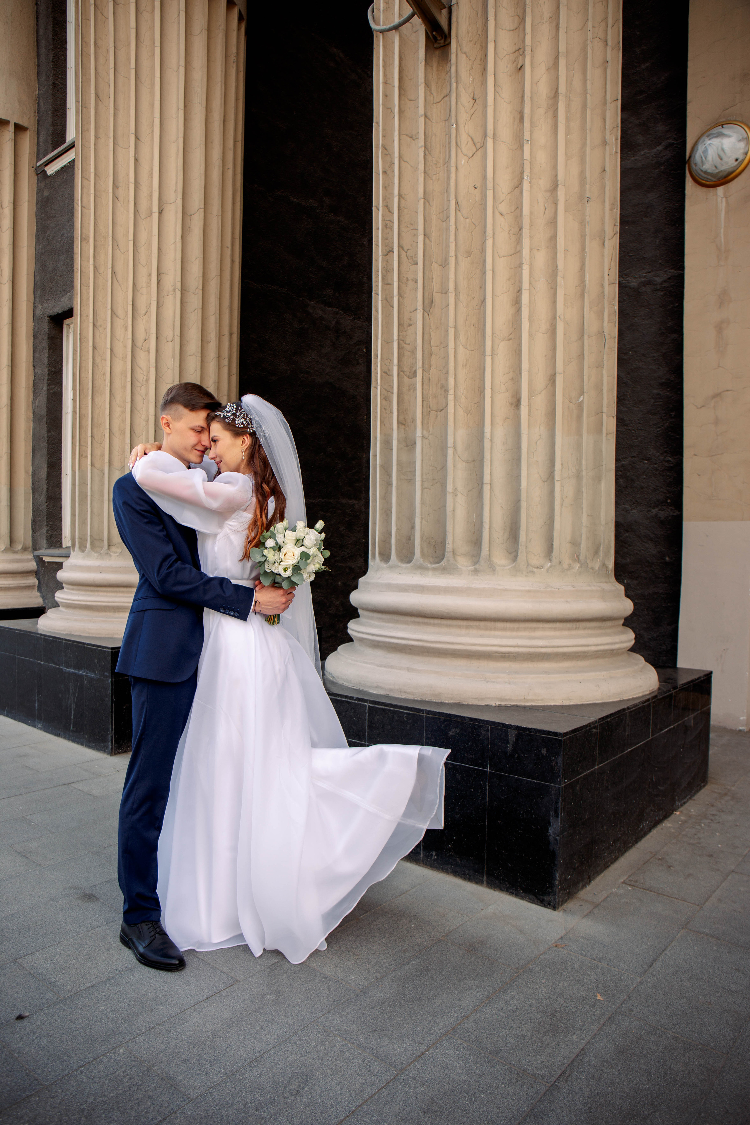 Роман и Ксения. Для тех, кто не ждёт удачи, а создаёт её. Каждая фотосессия — это твой момент, твой стиль, твой успех. 📸