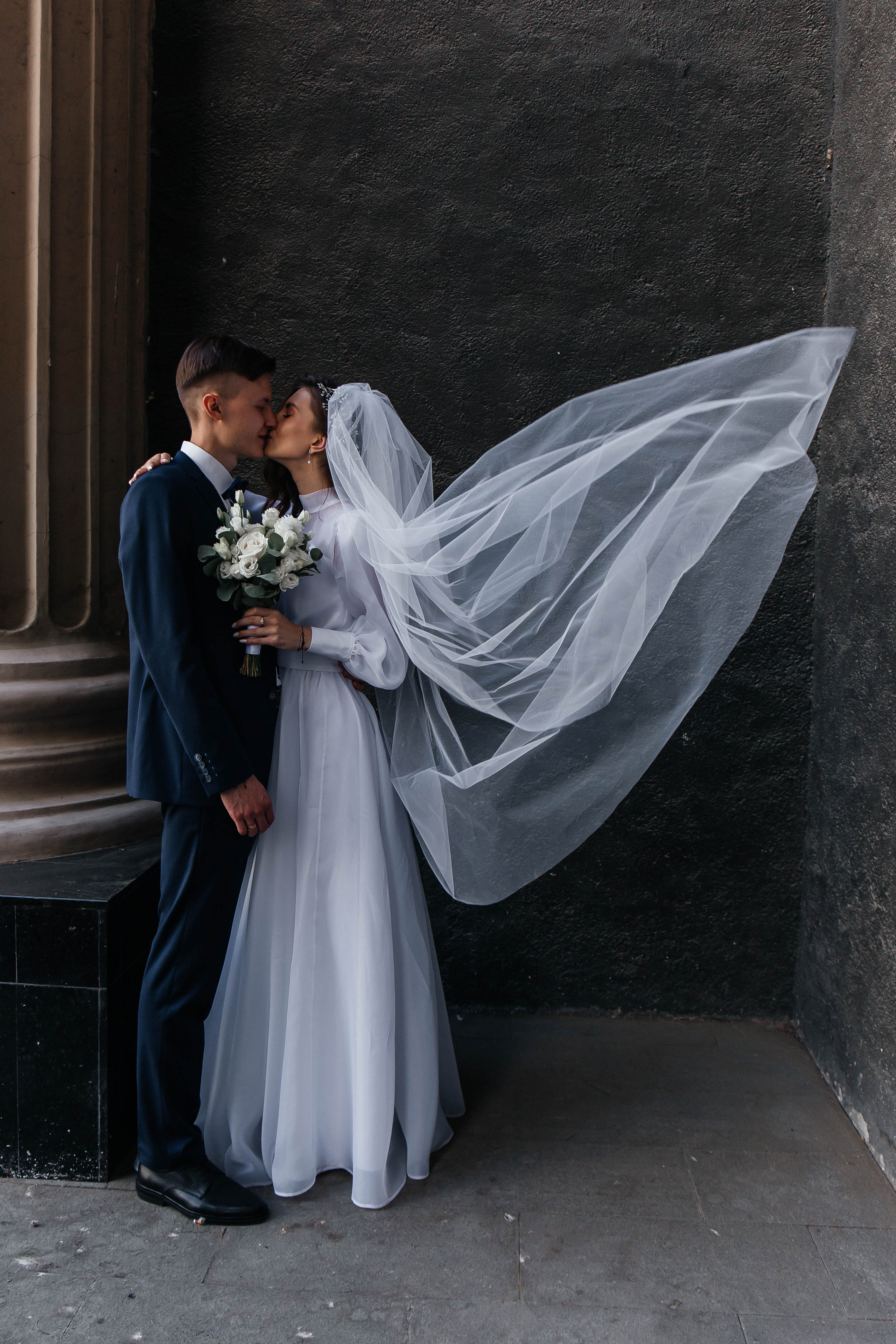 Роман и Ксения. Для тех, кто не ждёт удачи, а создаёт её. Каждая фотосессия — это твой момент, твой стиль, твой успех. 📸