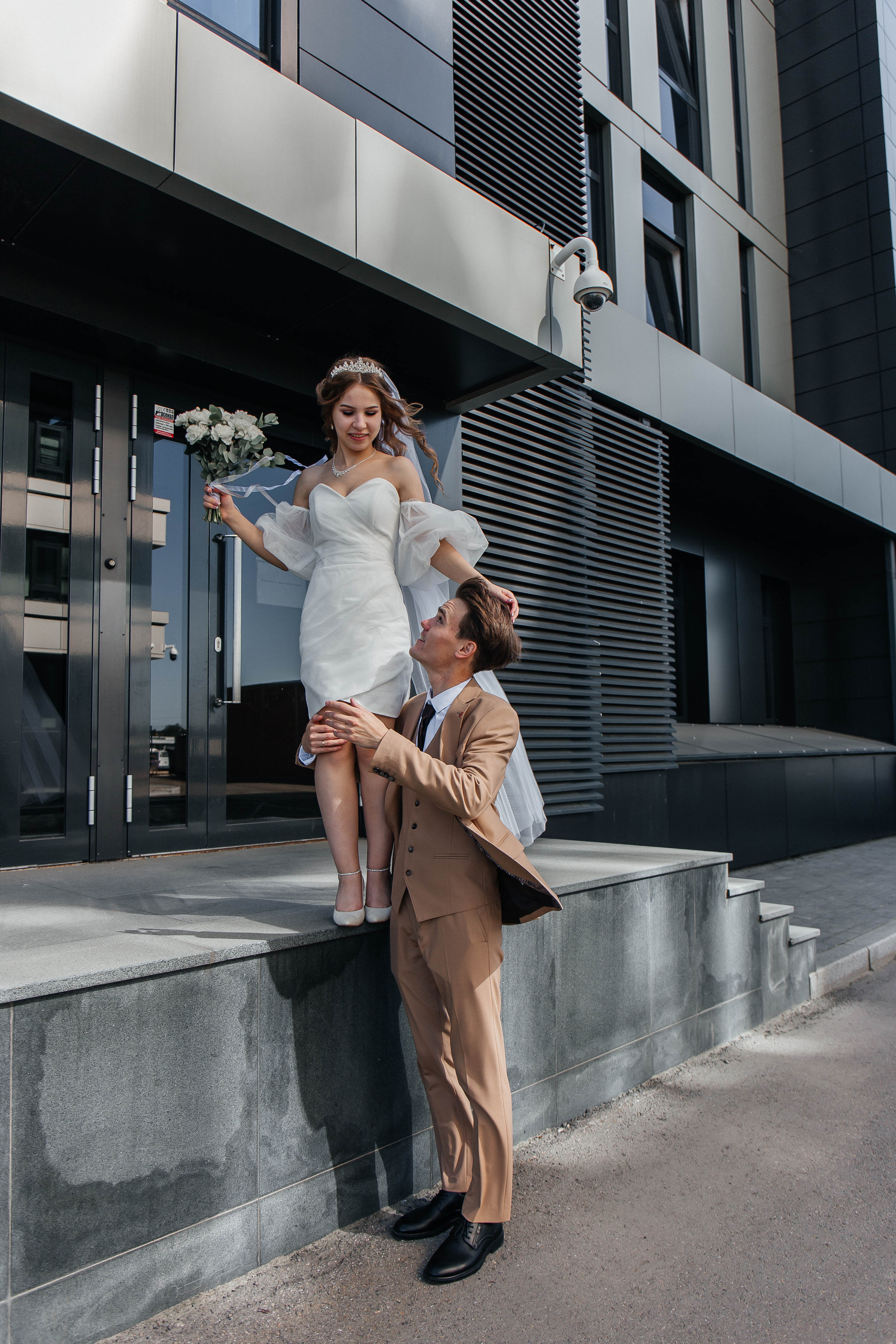 Город. Для тех, кто не ждёт удачи, а создаёт её. Каждая фотосессия — это твой момент, твой стиль, твой успех. 📸