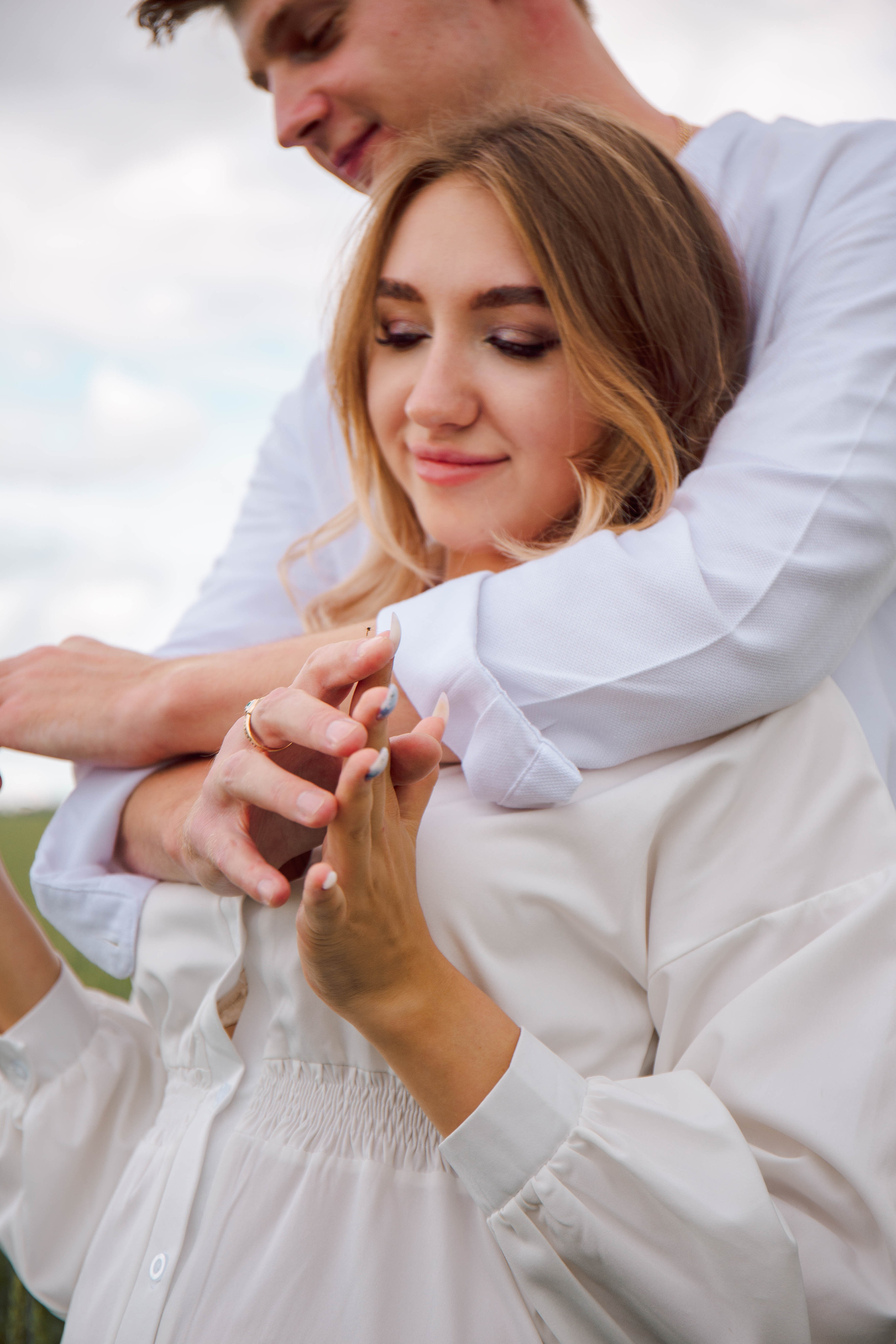 Лето в поле. Для тех, кто не ждёт удачи, а создаёт её. Каждая фотосессия — это твой момент, твой стиль, твой успех. 📸