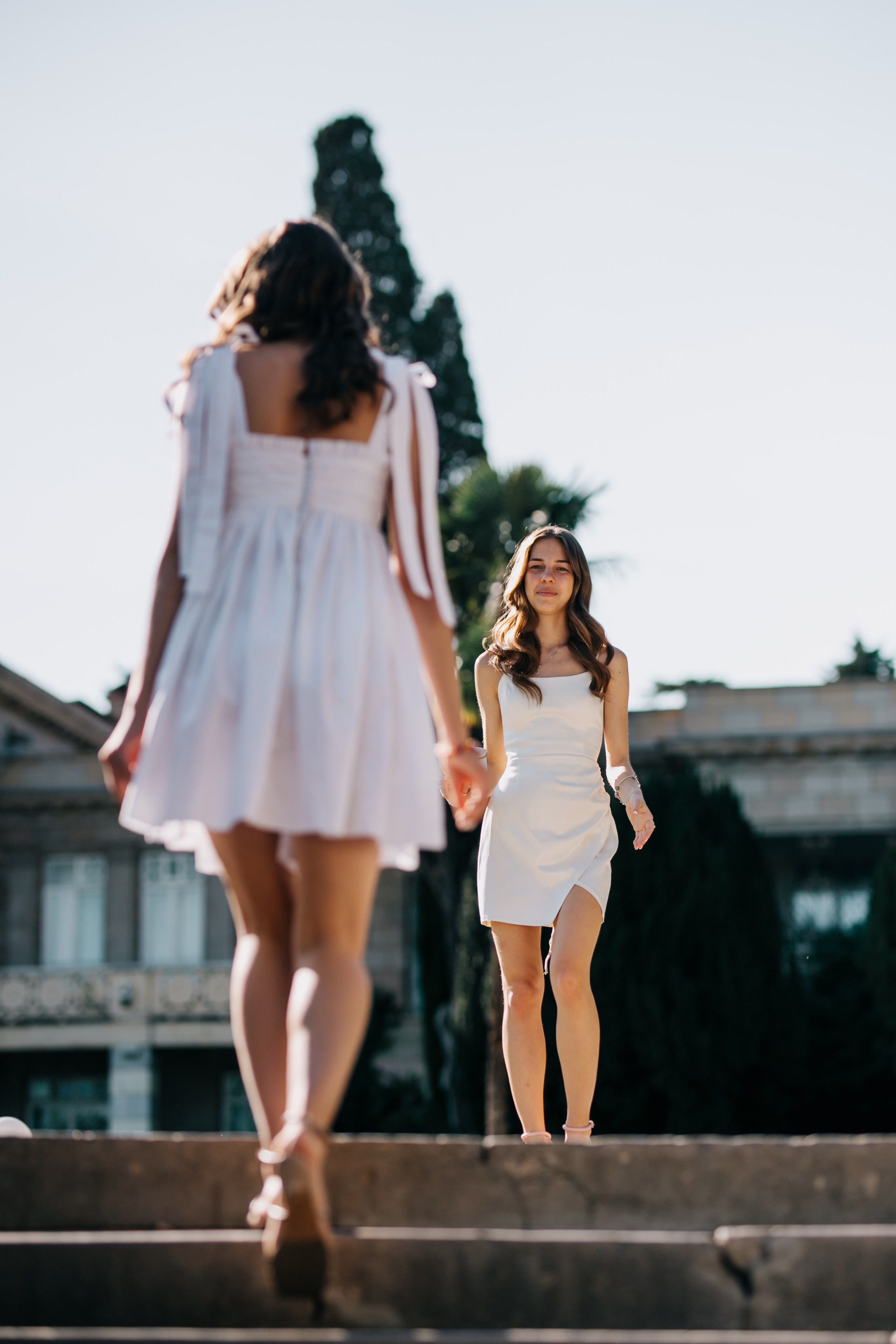 Сестры. Никитский ботанический сад. Фотограф в Крыму