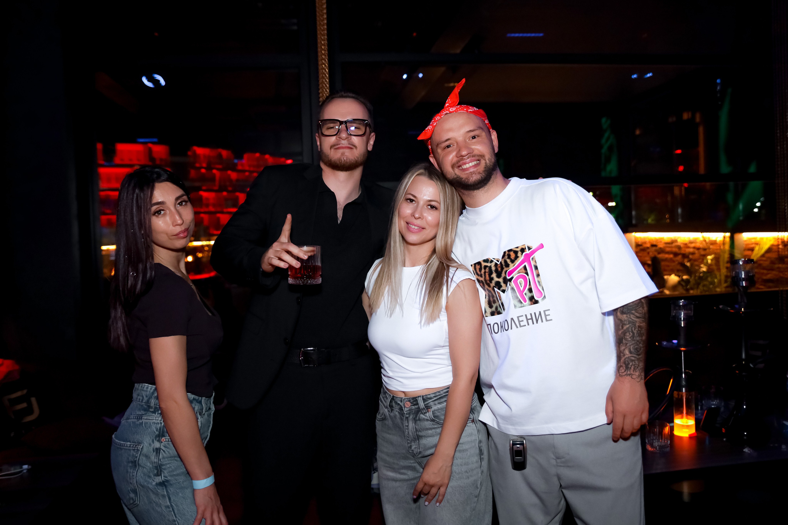 LA night & Fiji wave. 2000’s