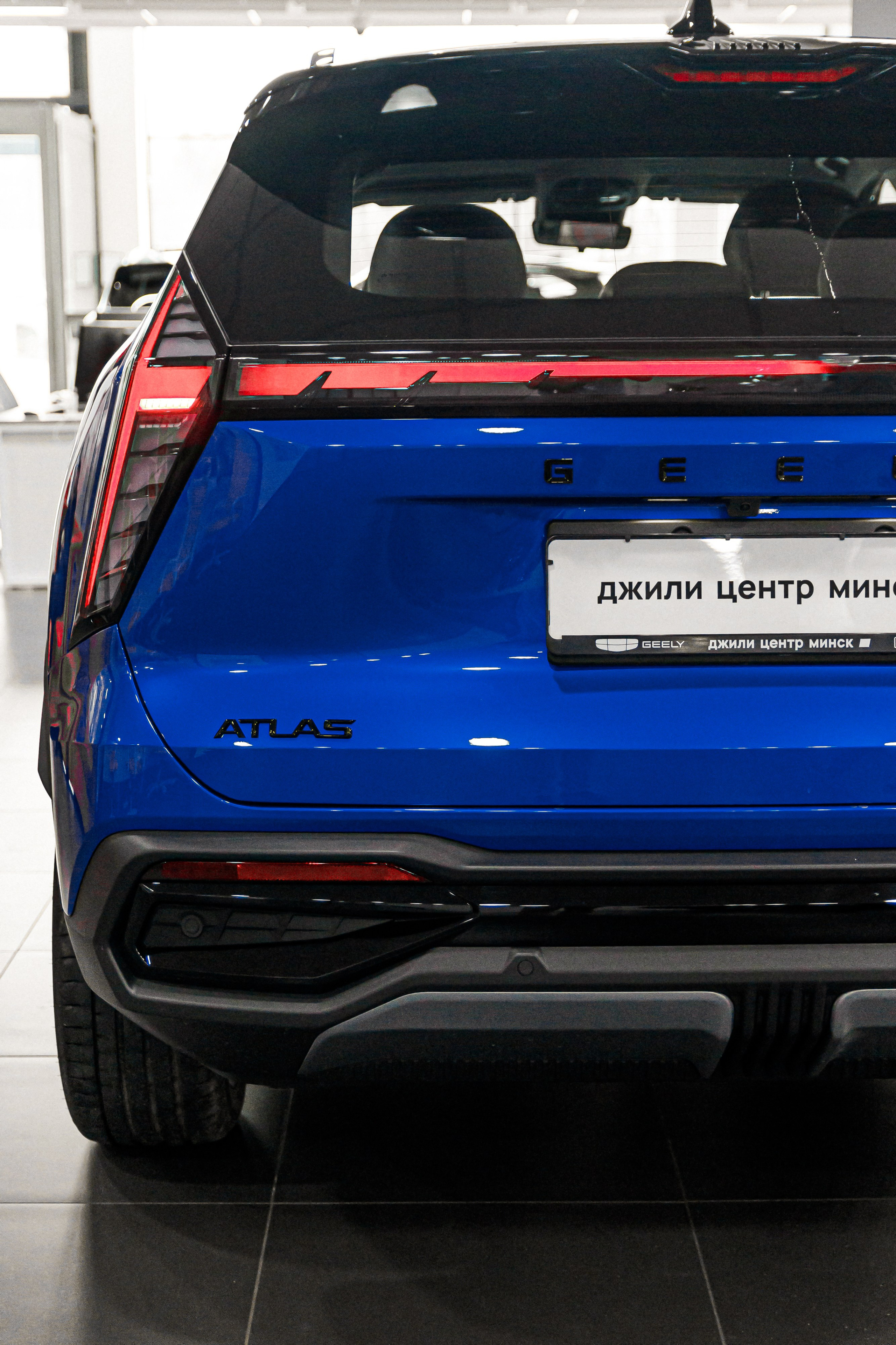 Джили Центр Минск. Свадебный фотограф Минск, Фаниполь, Беларусь Кирилл Напреев