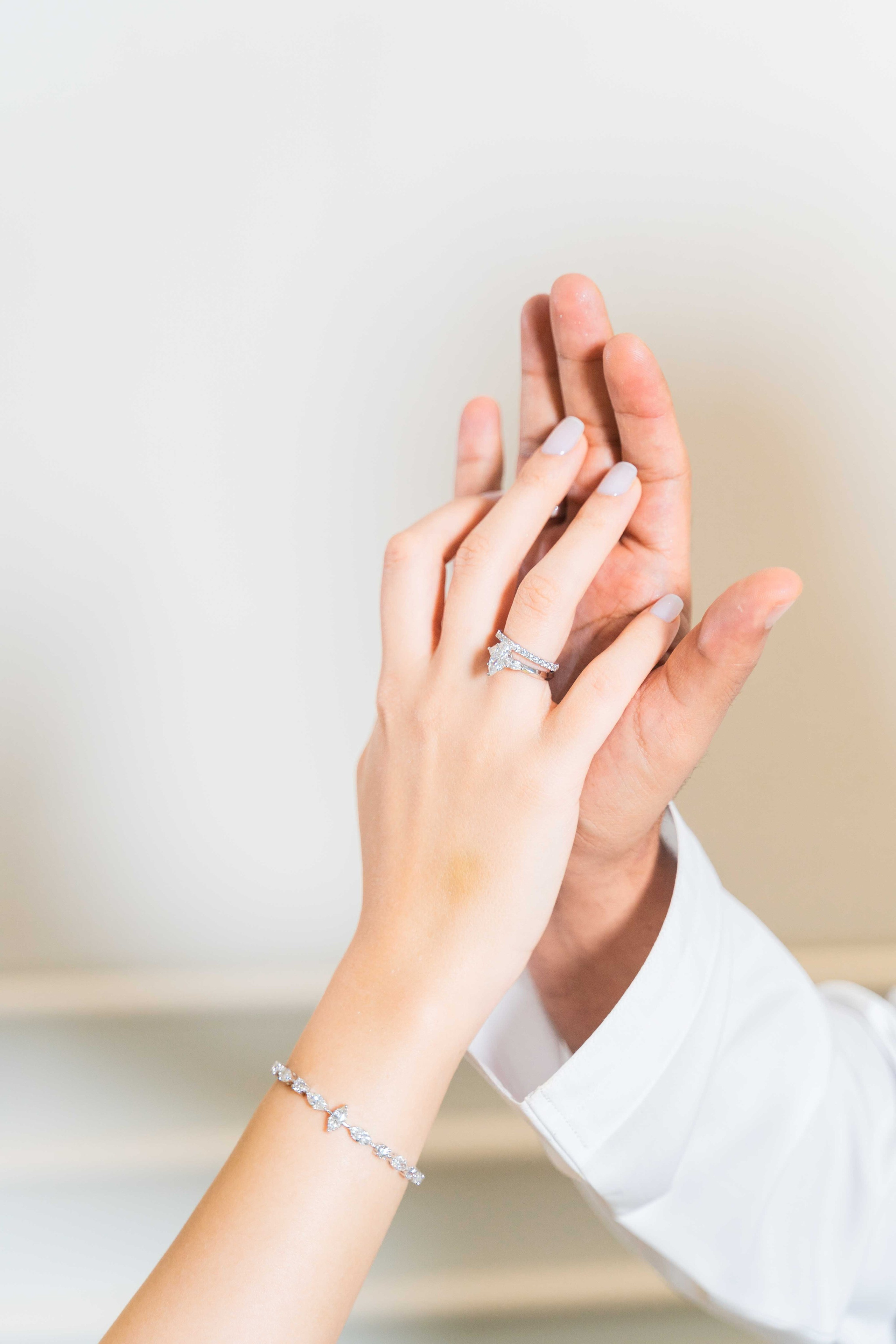 Арабская скромная помолвка дома (приватность на женские лица). Фотограф и видеограф в Москве и Абу Даби Мария Кулагина