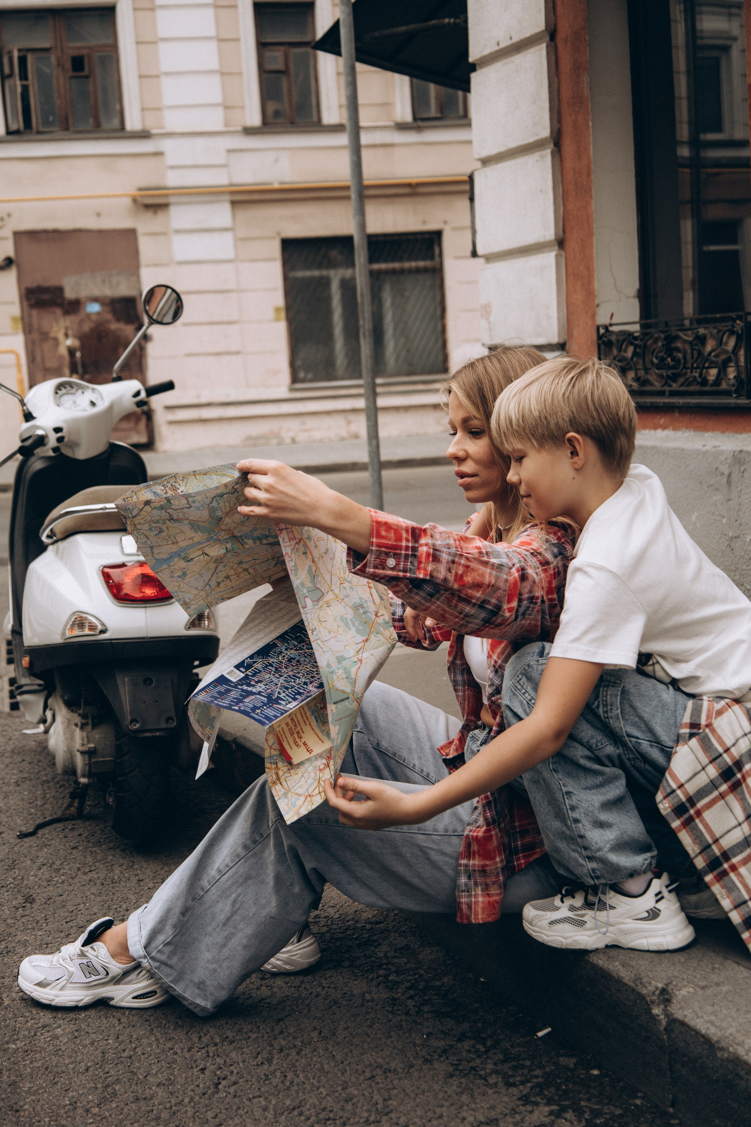 Фотосессия с мопедом в городе М. Семейный фотограф в Москве, Щелково, Фрязино _ Виктория Степанова
