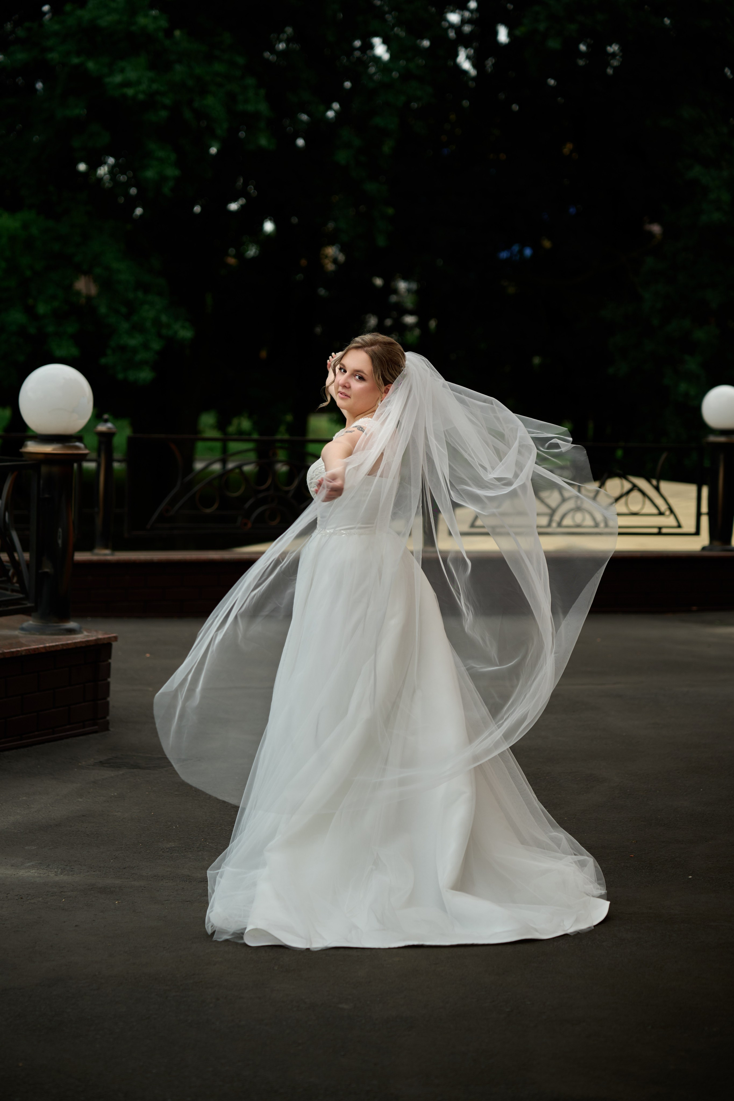 Свадебная фотосессия Ильи и Евгении в Старом Осколе. Профессиональный фотограф Старый Оскол, Губкин — свадьба, венчание, крещение, юбилей и день рождения