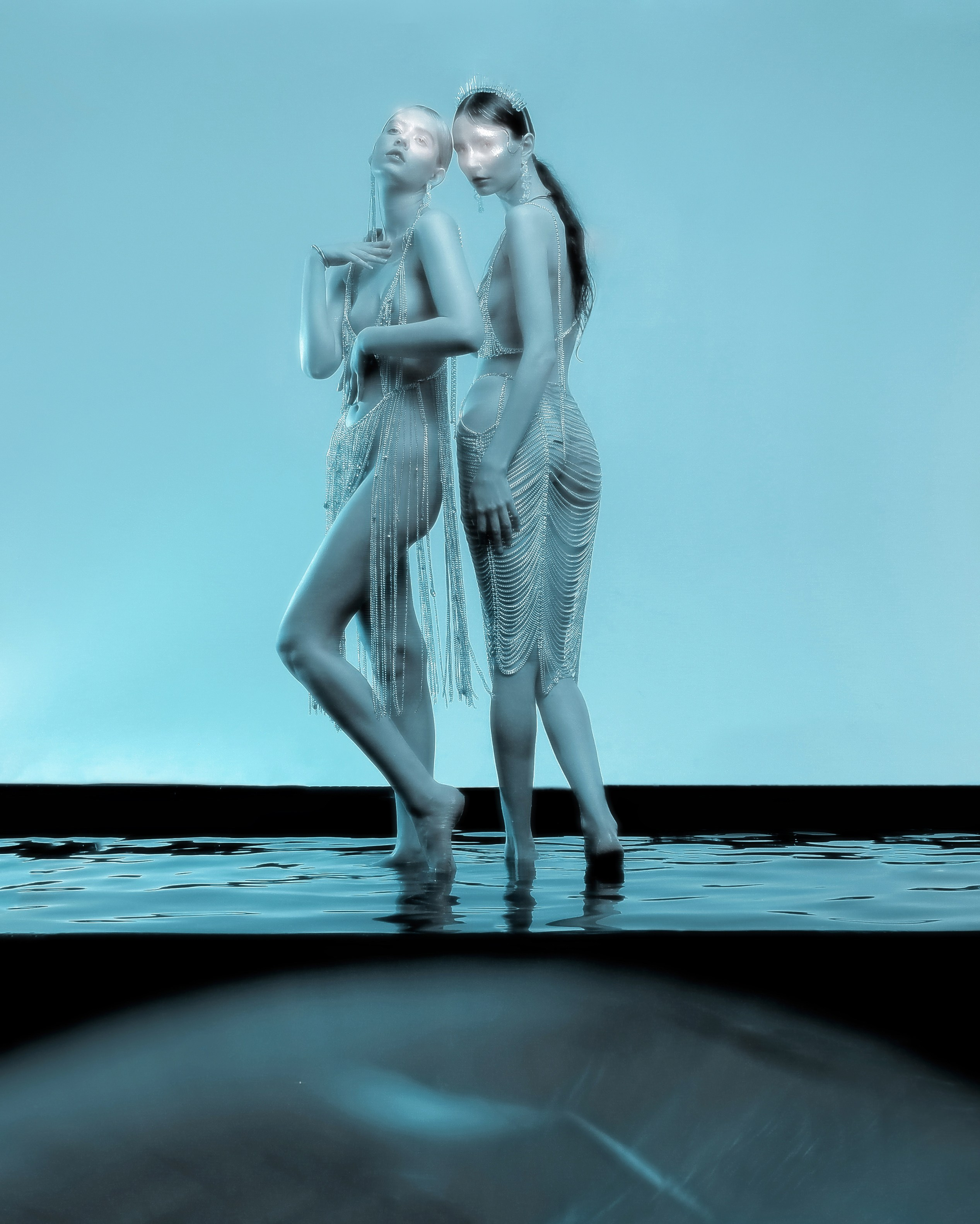 Съёмка для бренда одежды из цепей Nevoda. Фотограф Кристина Берг