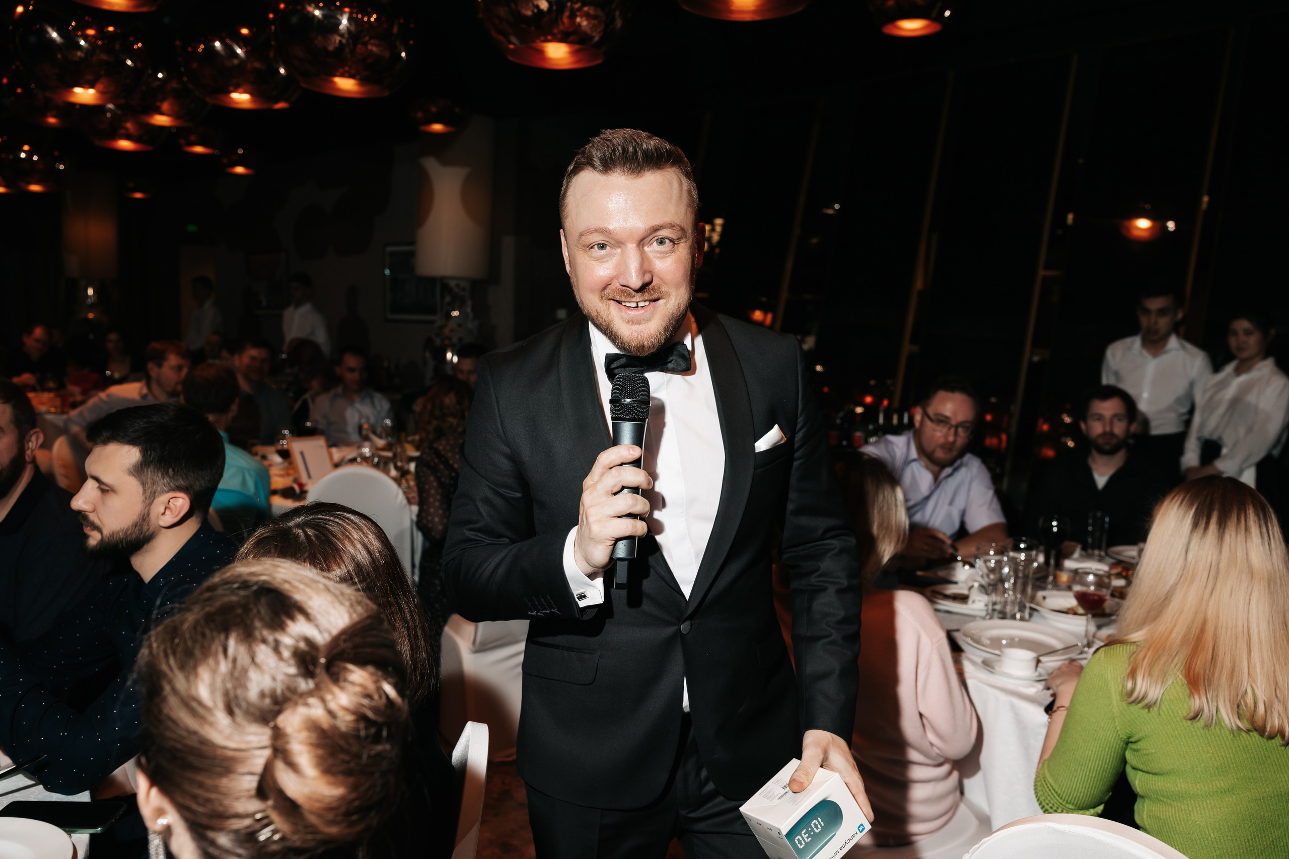 Фото ведущего Сергея Рябинина. Фотографии со свадеб, корпоративов, юби. Ведущий на свадьбу, корпоратив и юбилей в Москве Сергей Рябинин
