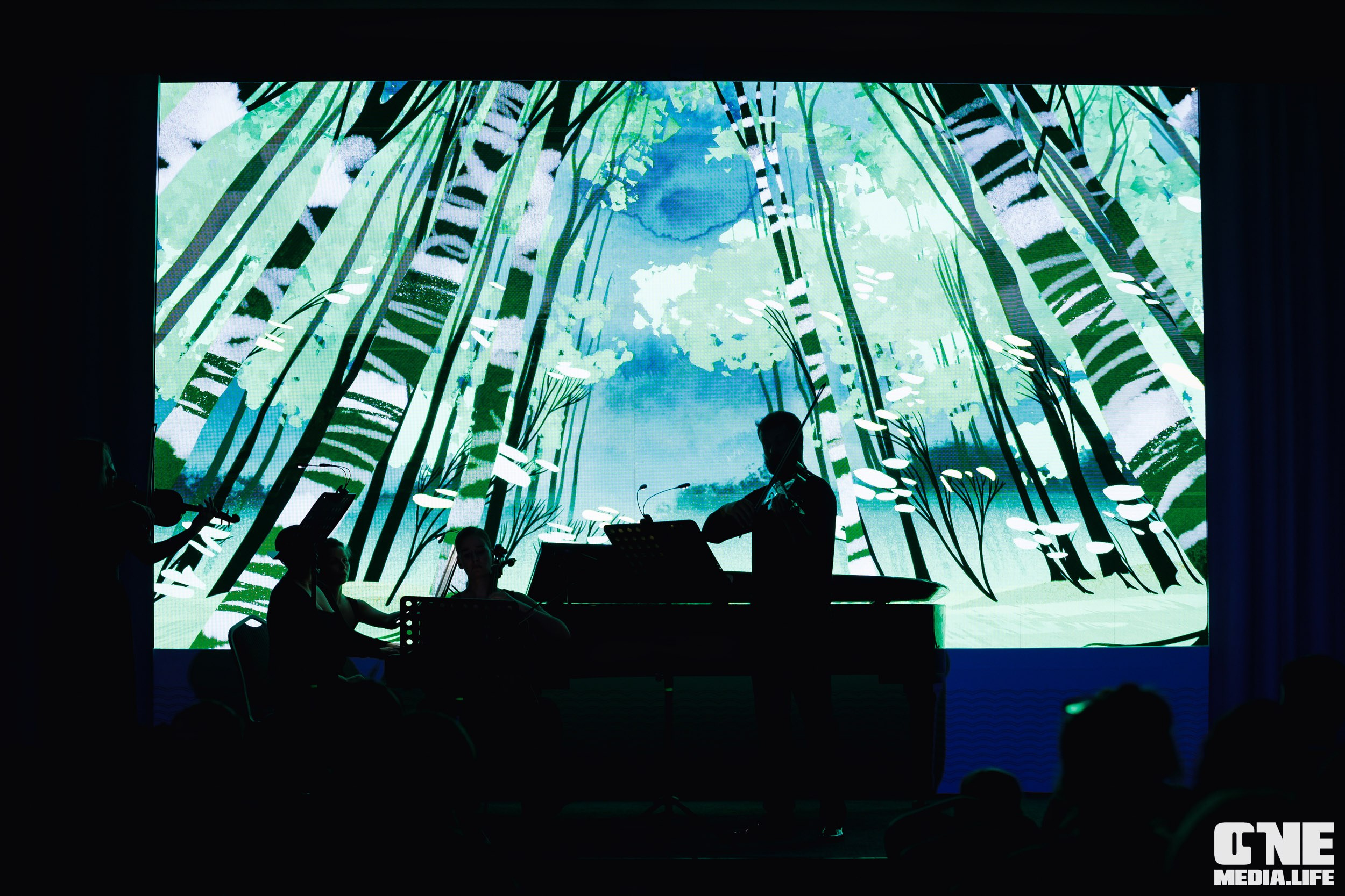 Фоторепортаж из Янтарь Холла. One Media Life: фоторепортажи, фотоотчеты с мероприятий и заведений