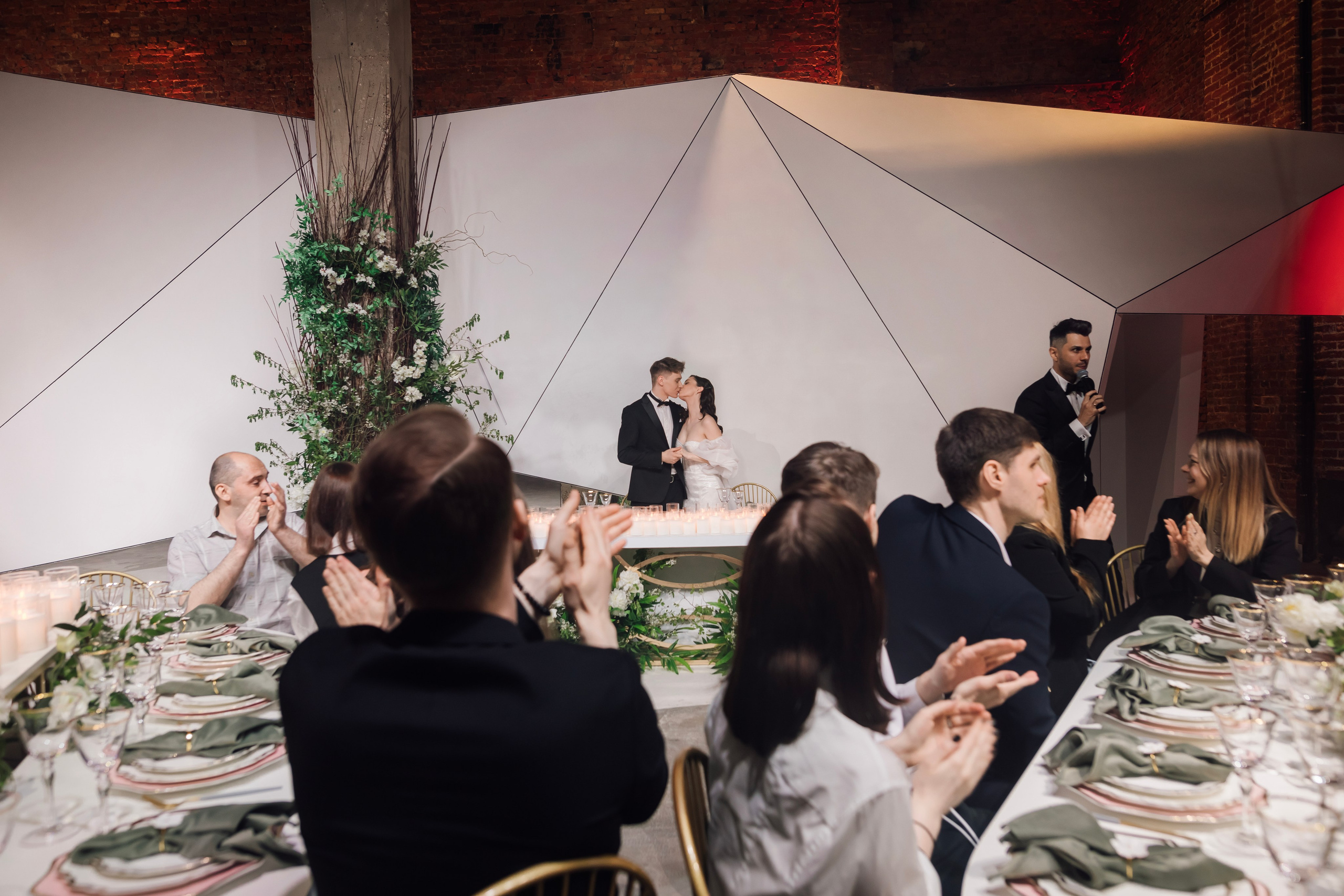 Мария и Алексей. Лофт. Свадебный и семейный фотограф в Москве Евгения Лисина