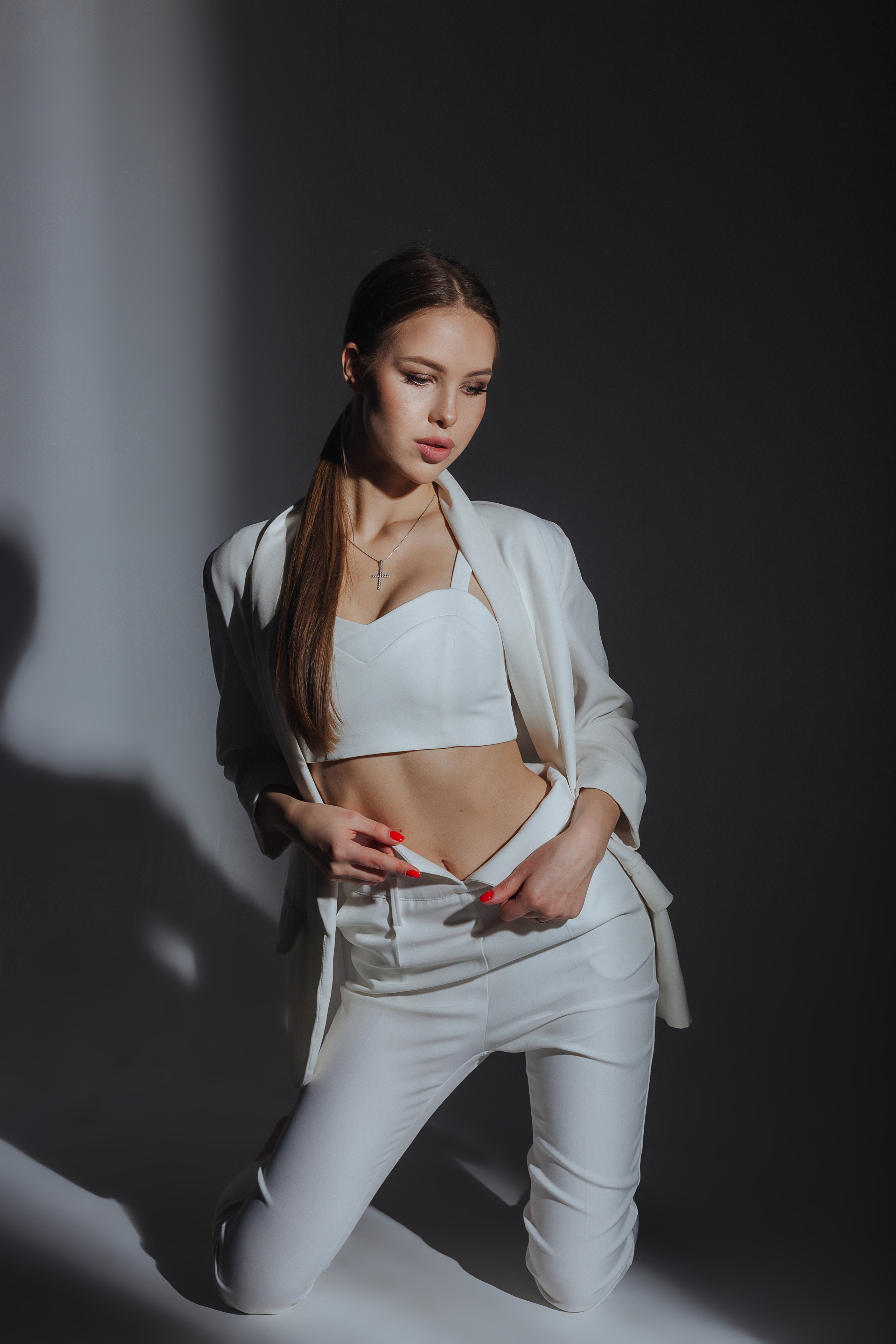 TANYA. Фотограф женского портрета, беременности и семейных фотосессий