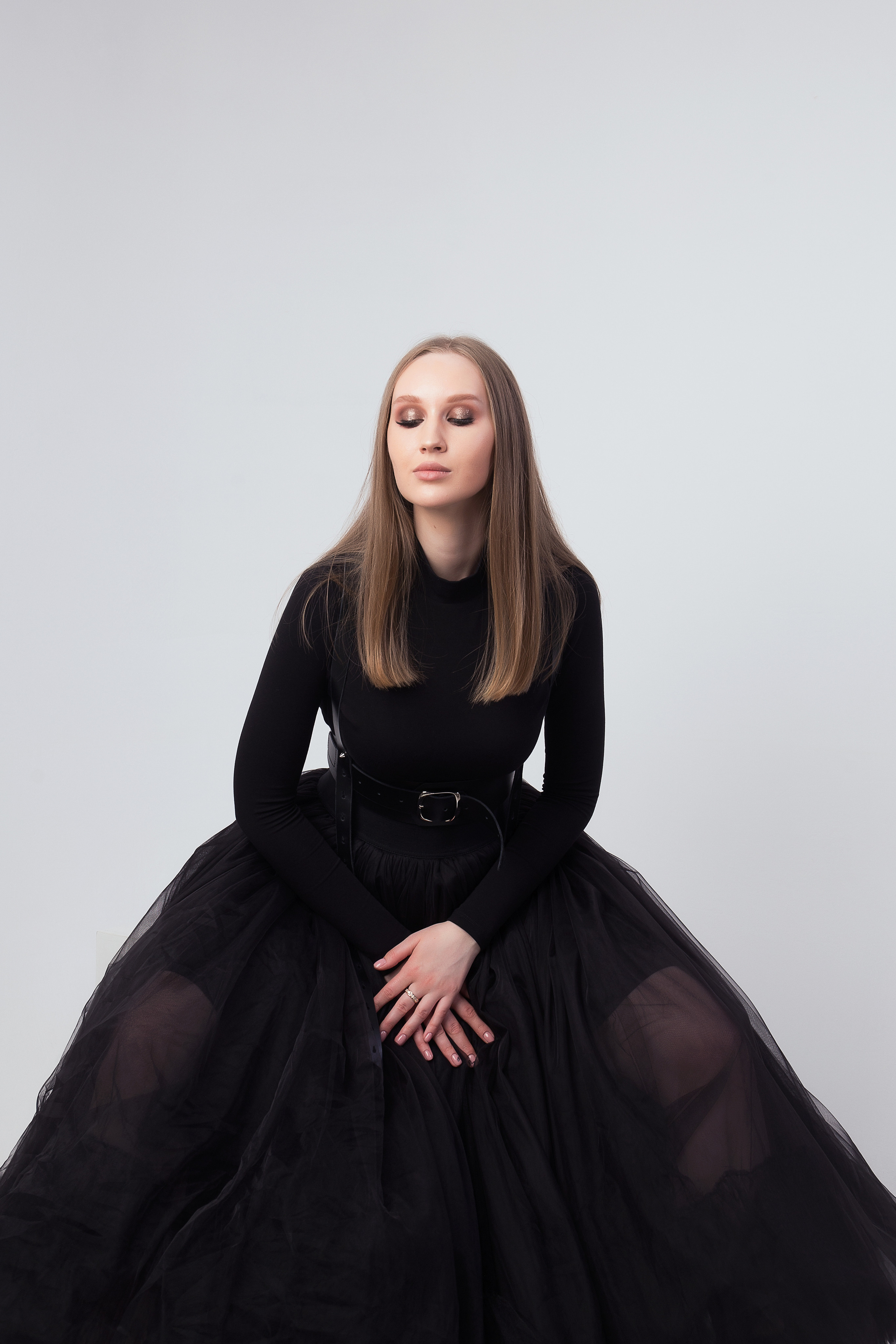 YANA. Фотограф женского портрета, беременности и семейных фотосессий