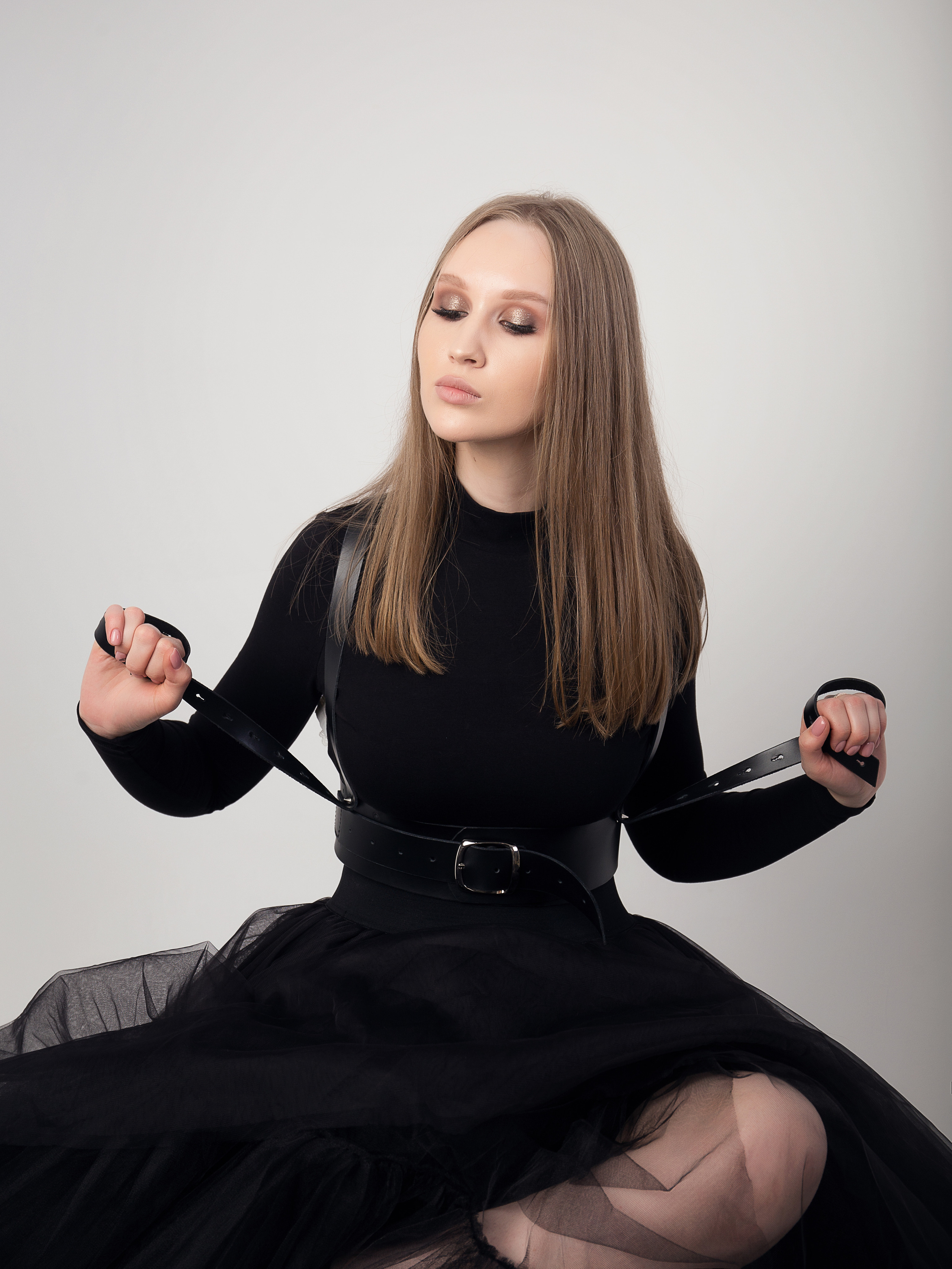 YANA. Фотограф женского портрета, беременности и семейных фотосессий