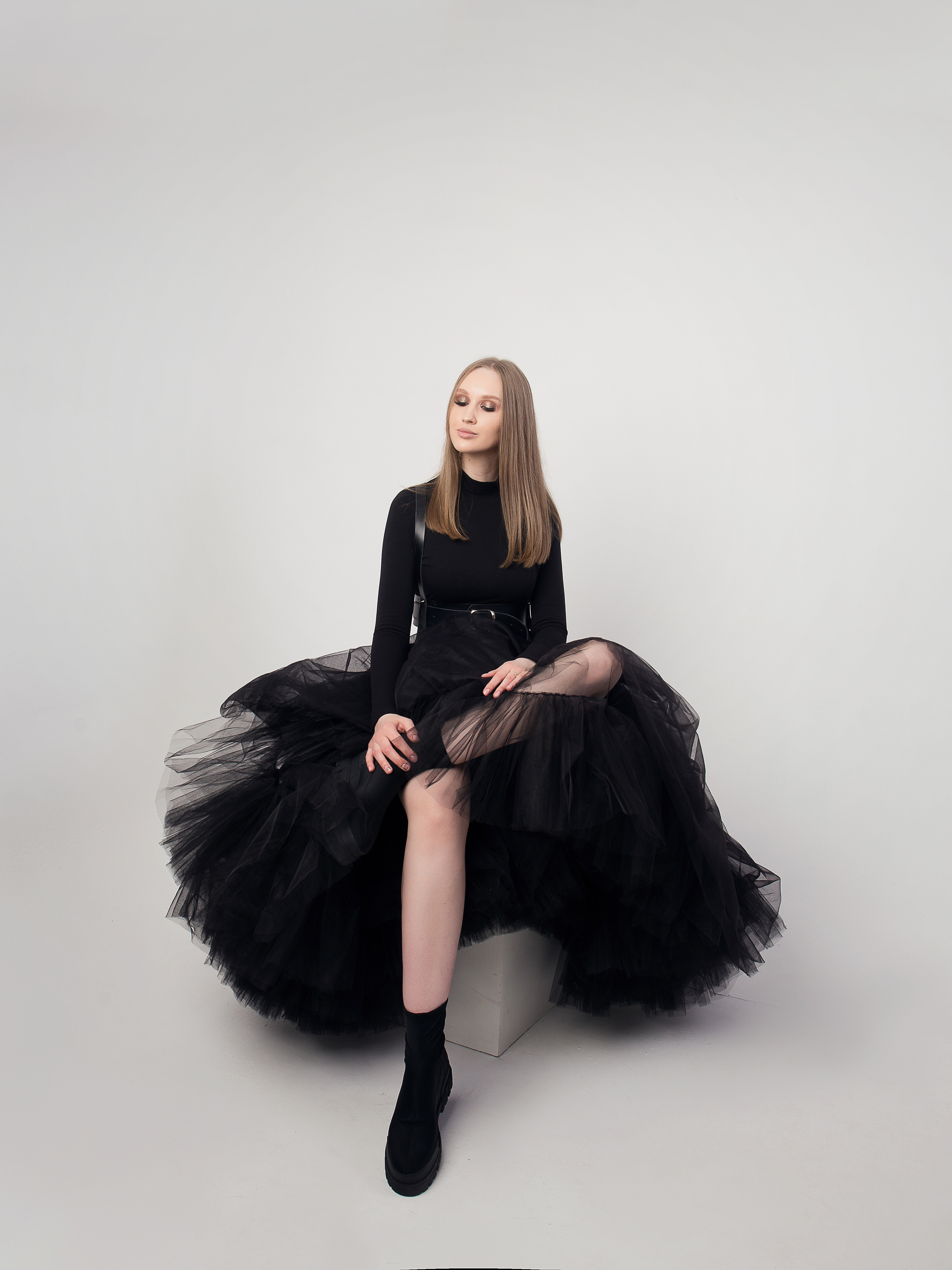 YANA. Фотограф женского портрета, беременности и семейных фотосессий