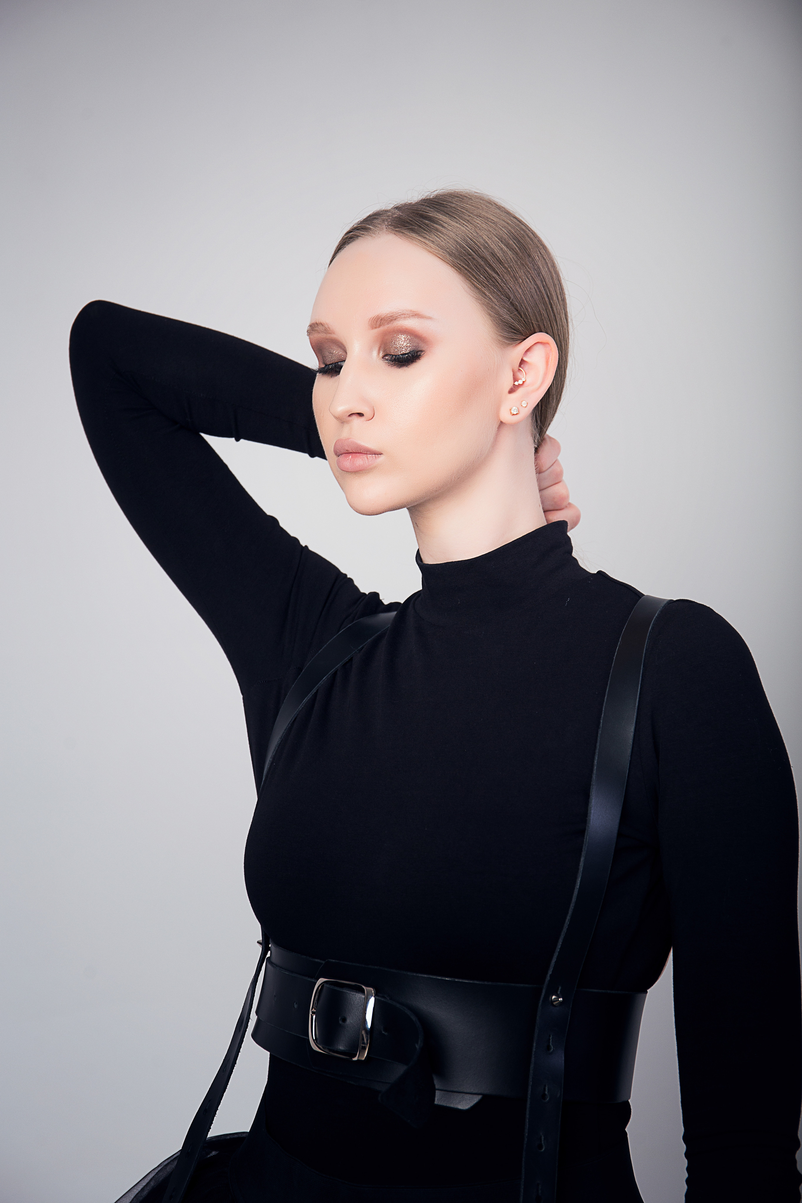 YANA. Фотограф женского портрета, беременности и семейных фотосессий