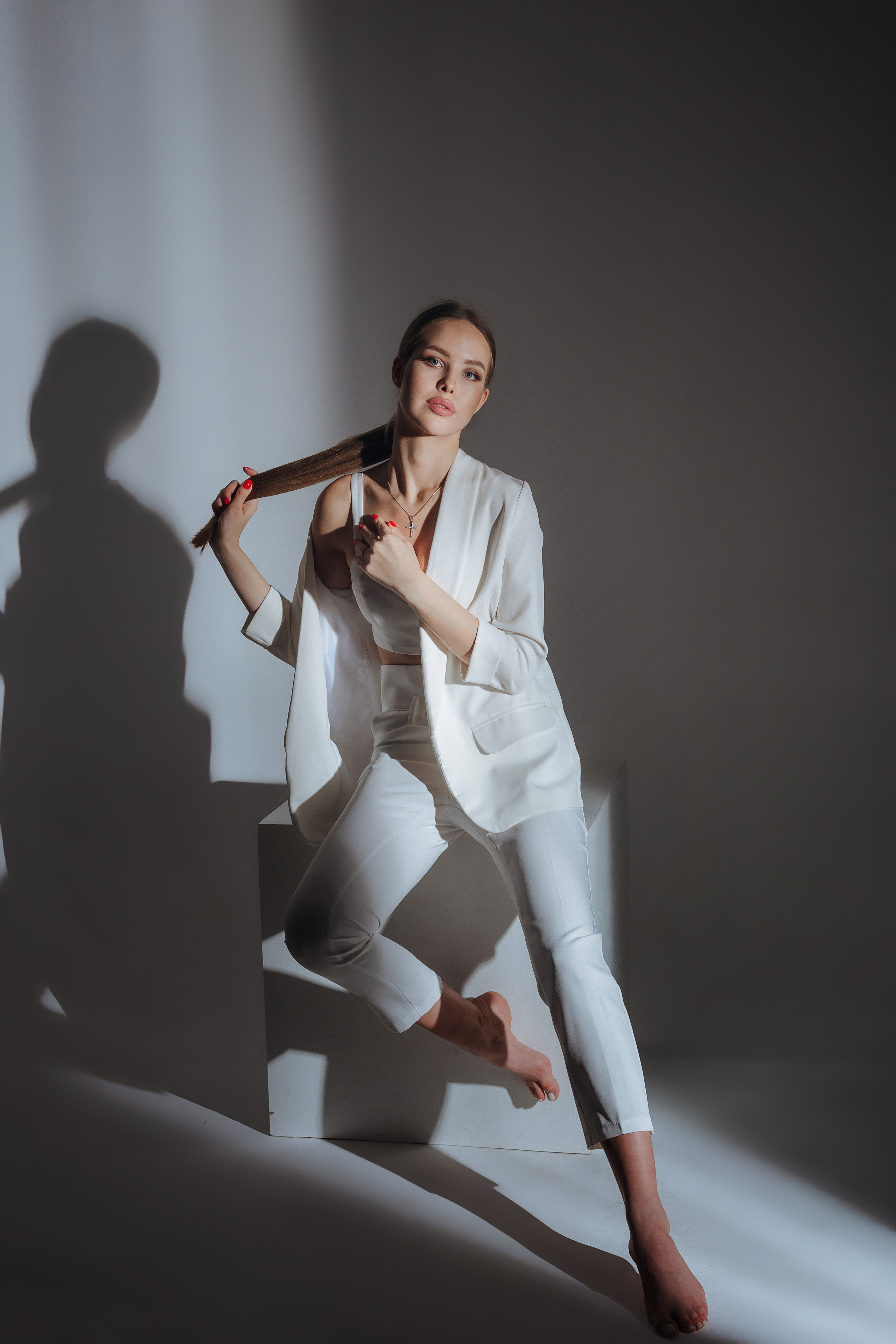 TANYA. Фотограф женского портрета, беременности и семейных фотосессий