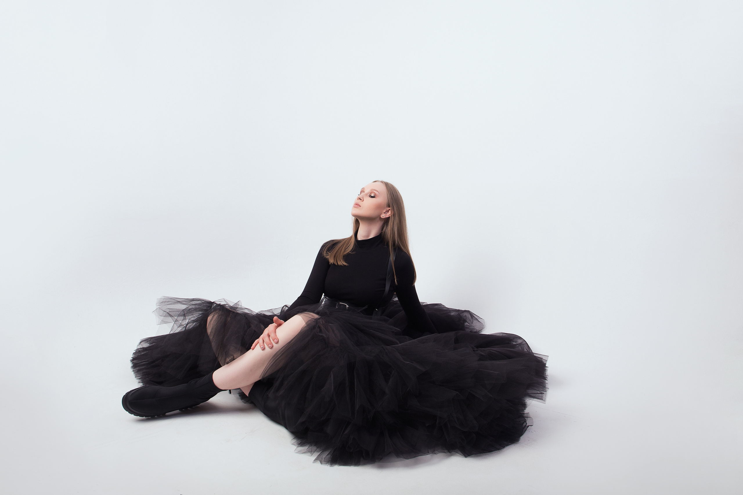 YANA. Фотограф женского портрета, беременности и семейных фотосессий