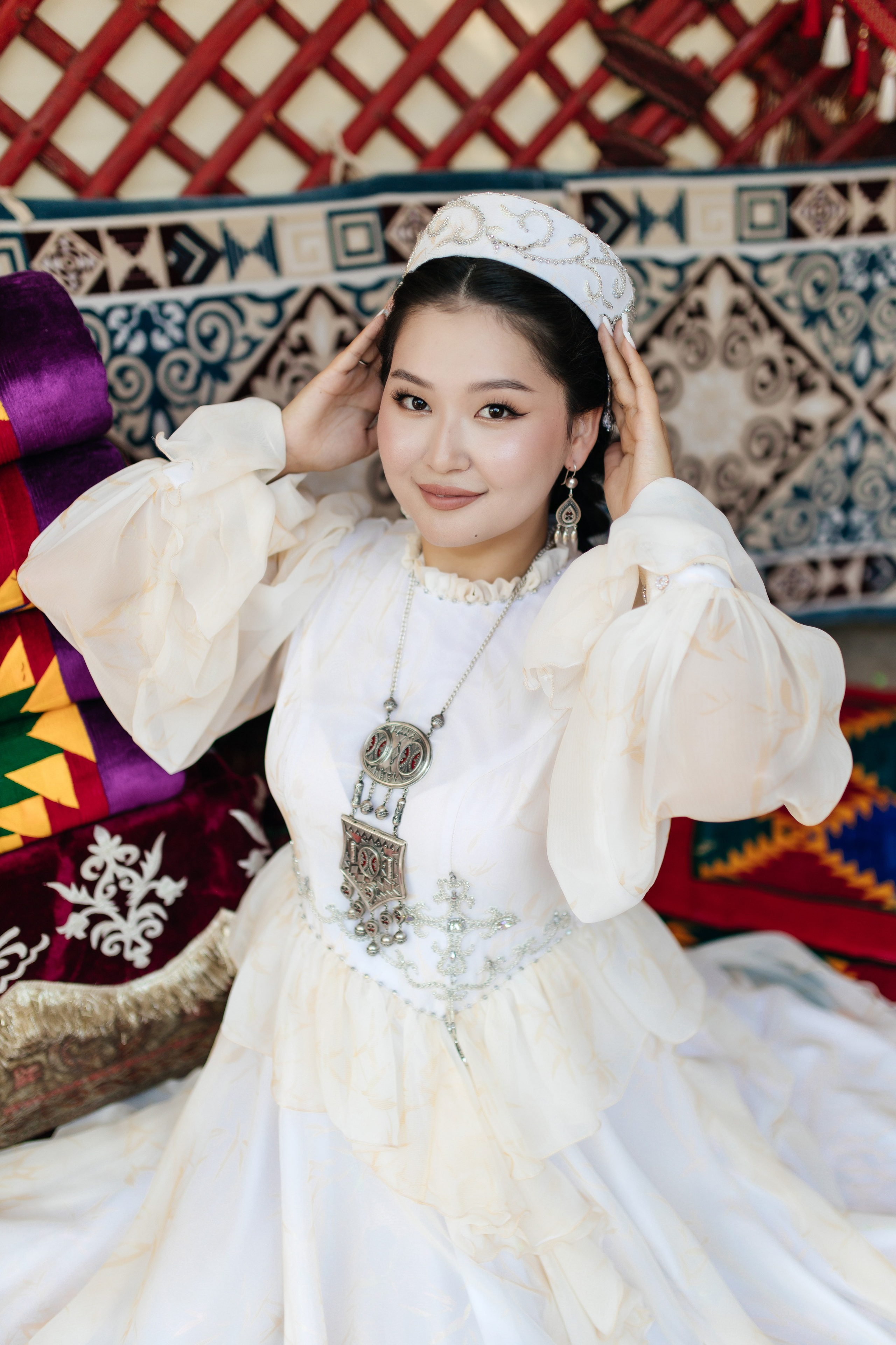 Aynur — syrğa salu. Wedding and Love story Photographer