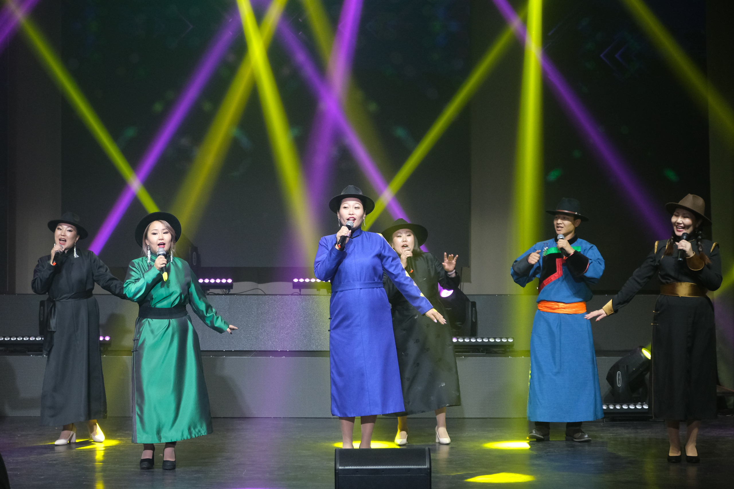 Концерт, посвященный 100-летию Хоринского района. Сэсэг — дочь степи | семейный фотограф