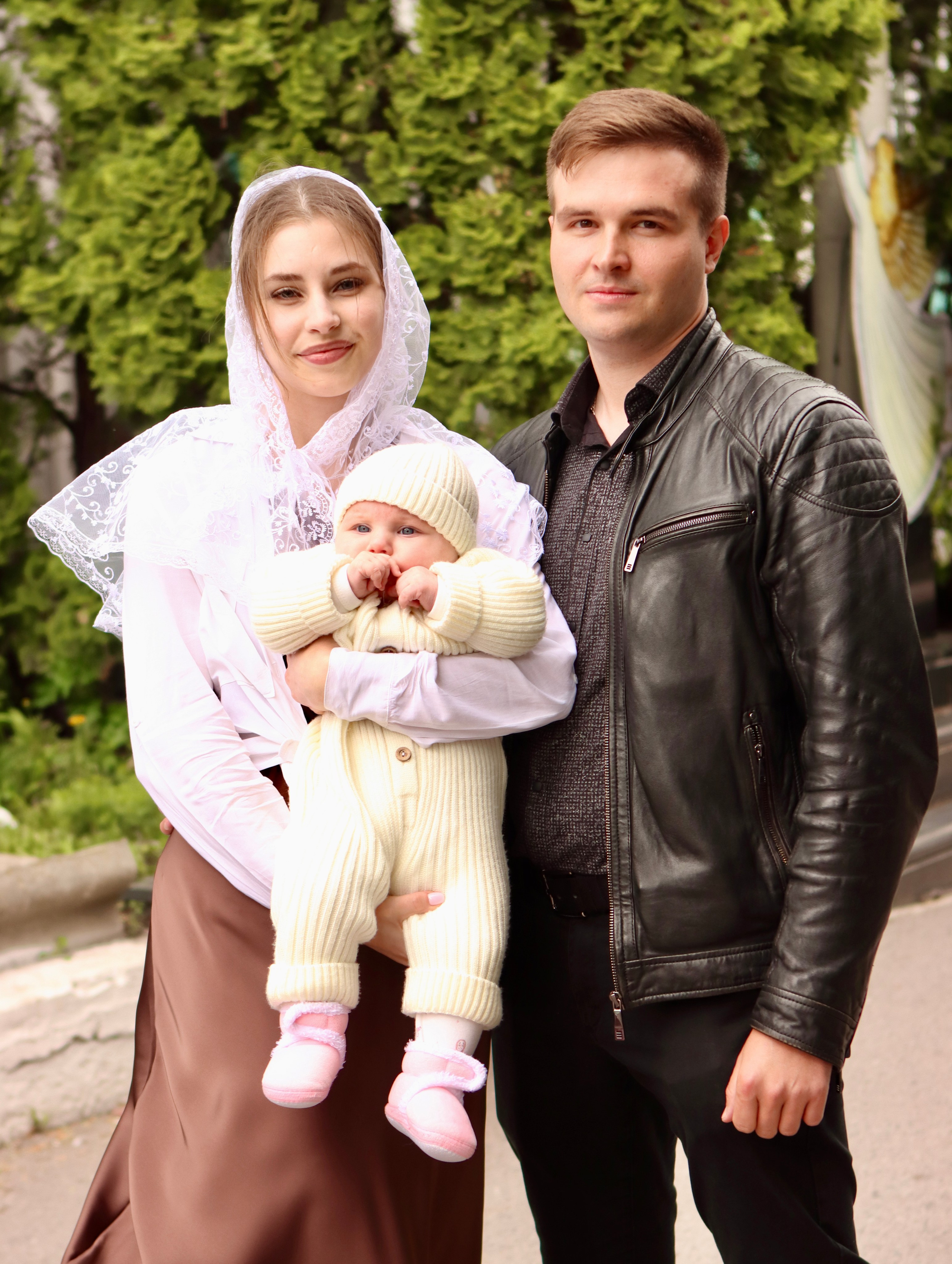 Анастасия и Вадим — крещение Виктории. Фотограф в Курске Смирнов Евгений