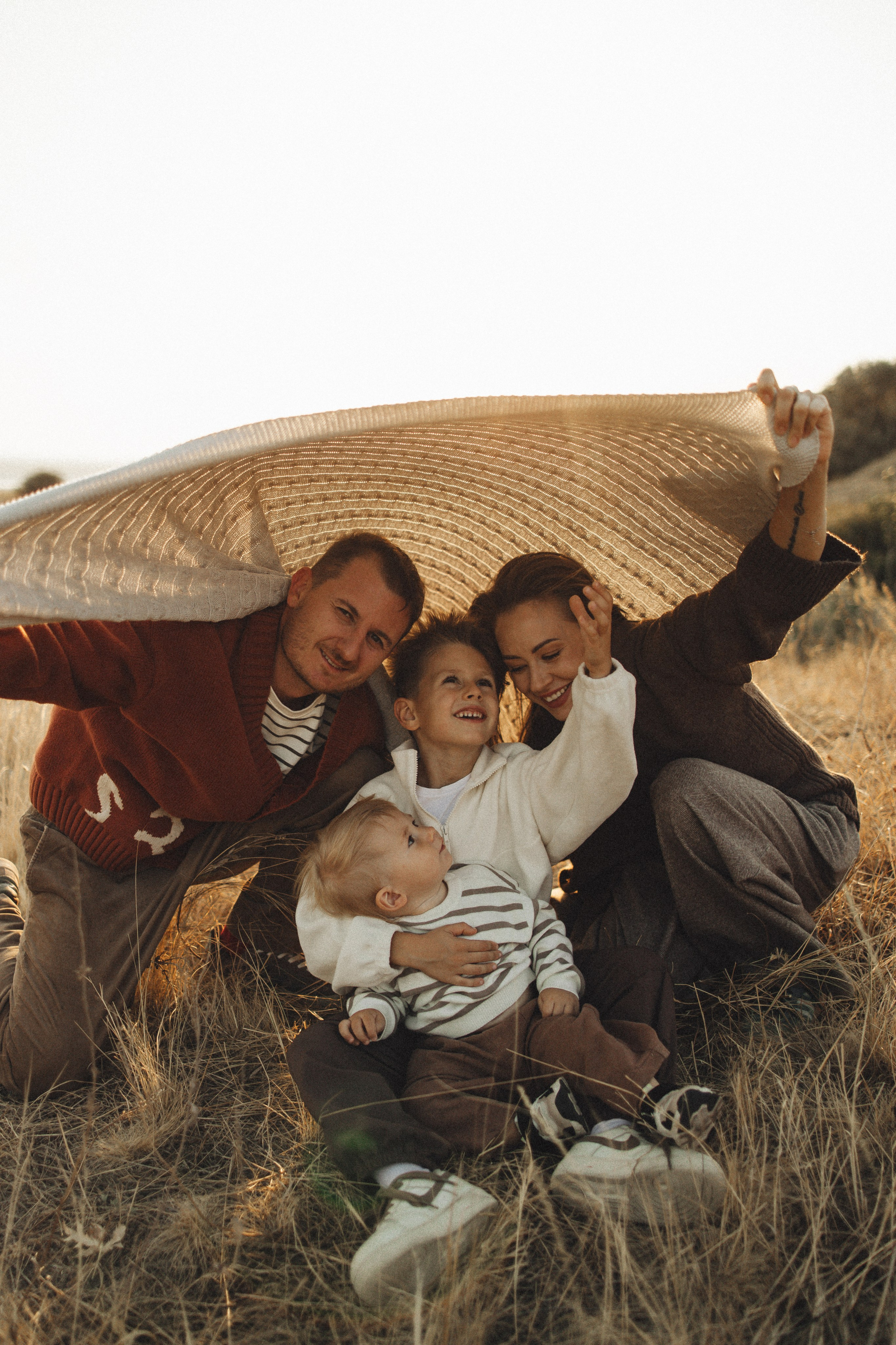 Семейная история, закат в Мержаново. Семейный и детский фотограф, таганрог, ростов-на-дону