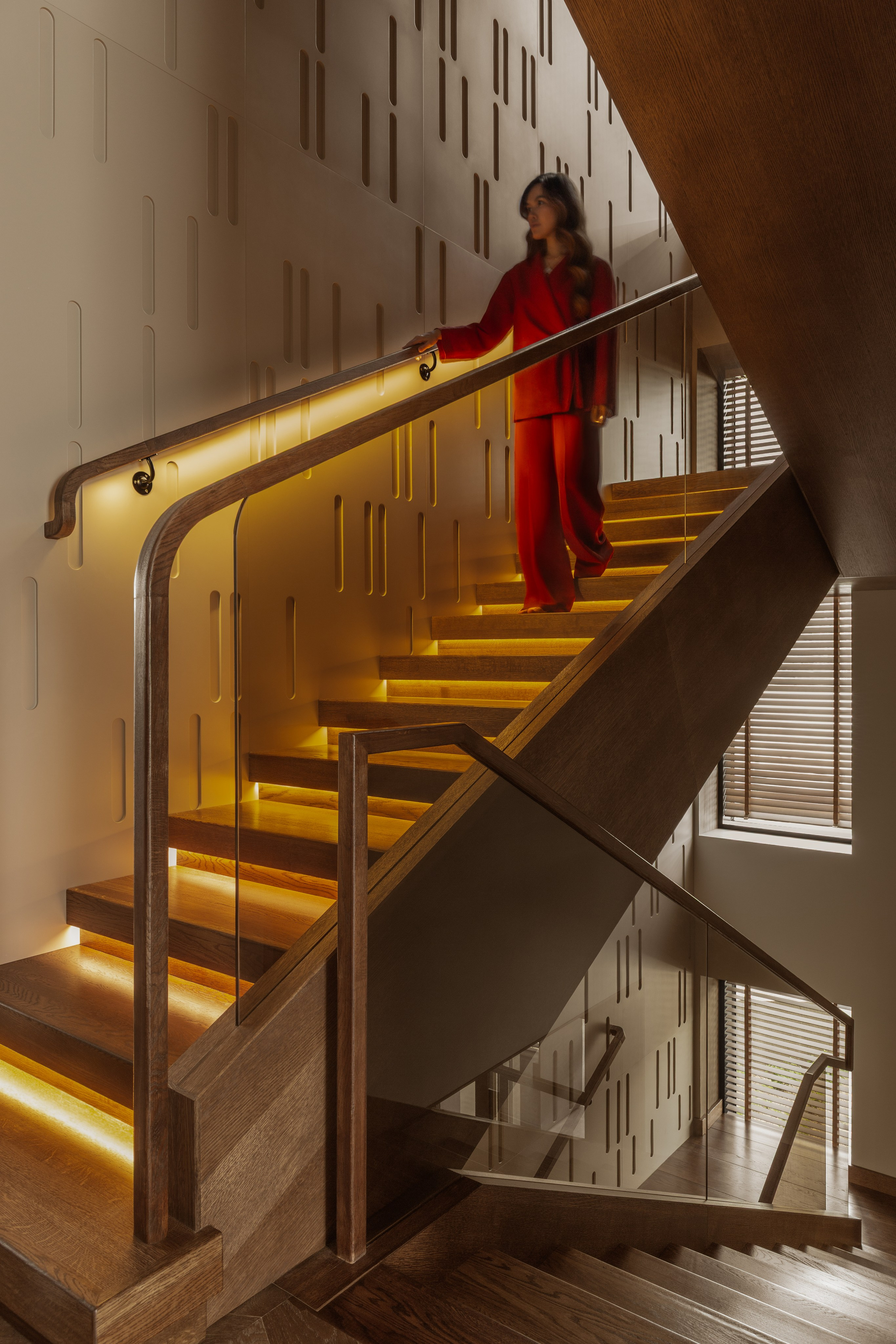 Шарафат Дуйсенбинова — Akbulak Riviera. Roman Yakunin — interior photographer in Almaty, Kazakhstan