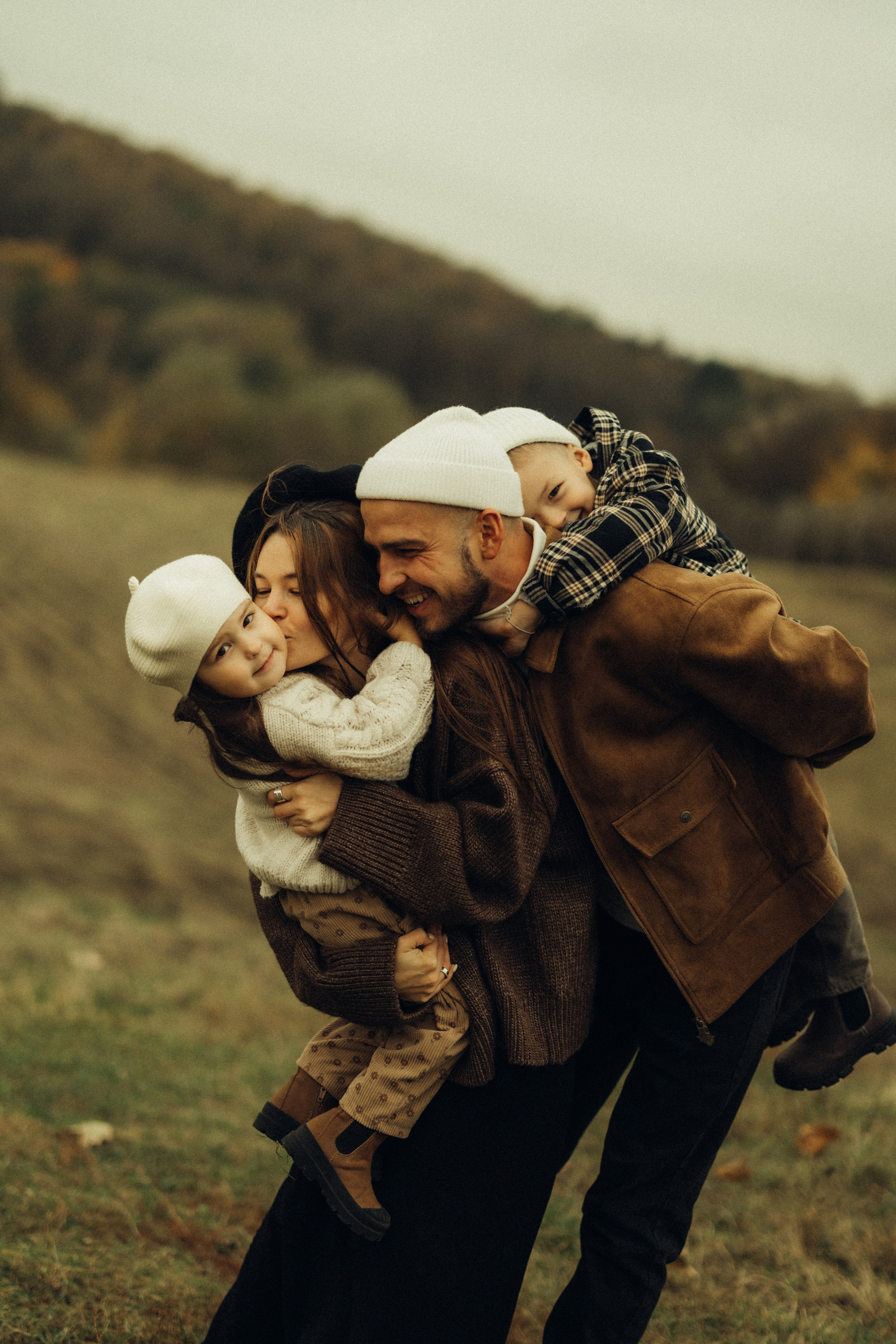 Света, Дима, Сара, Лев. Семейный фотограф Оля Гладченко
