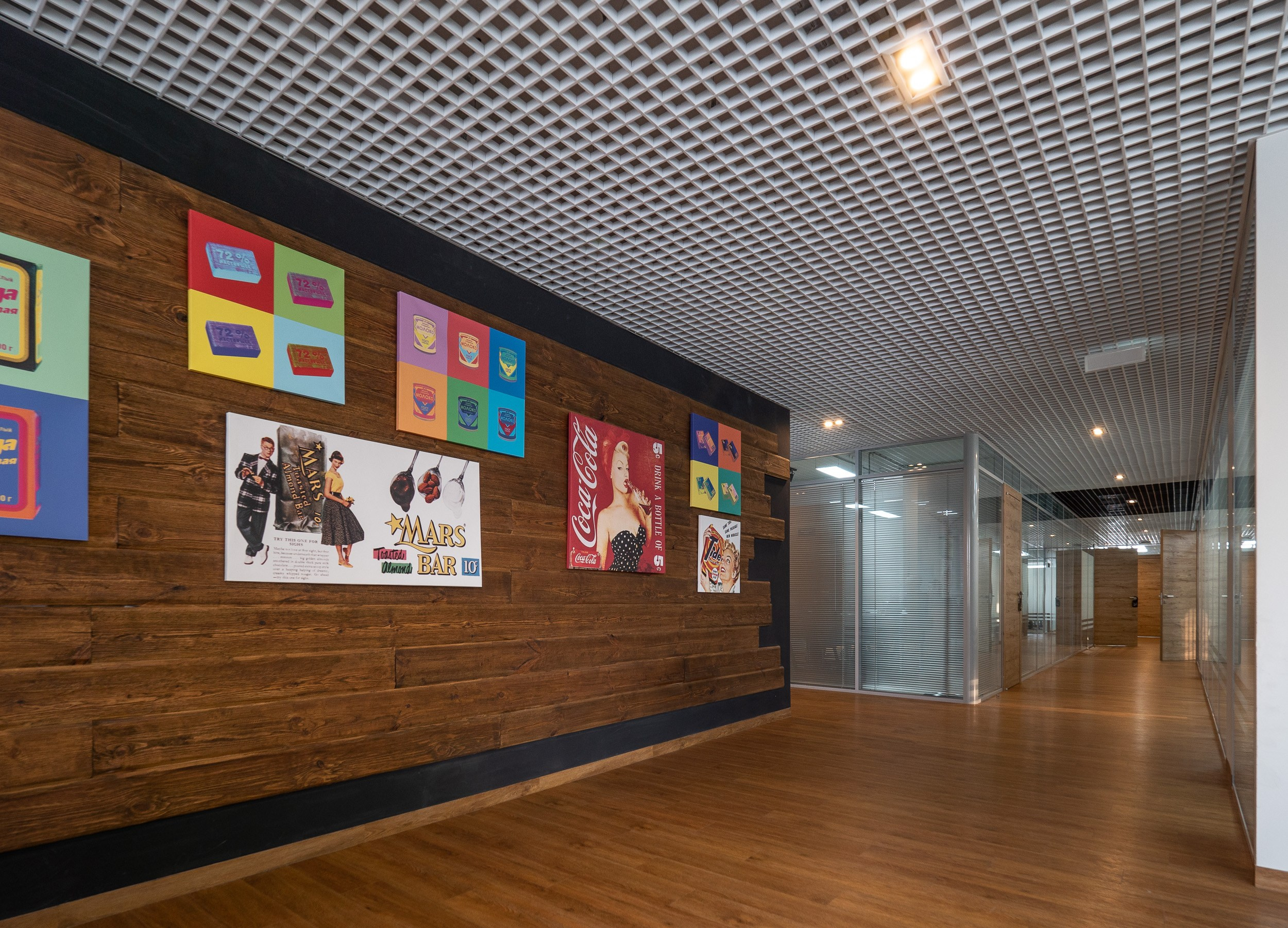 Офис компании «Амбар». Архитектурно-дизайнерское бюро ROOMS