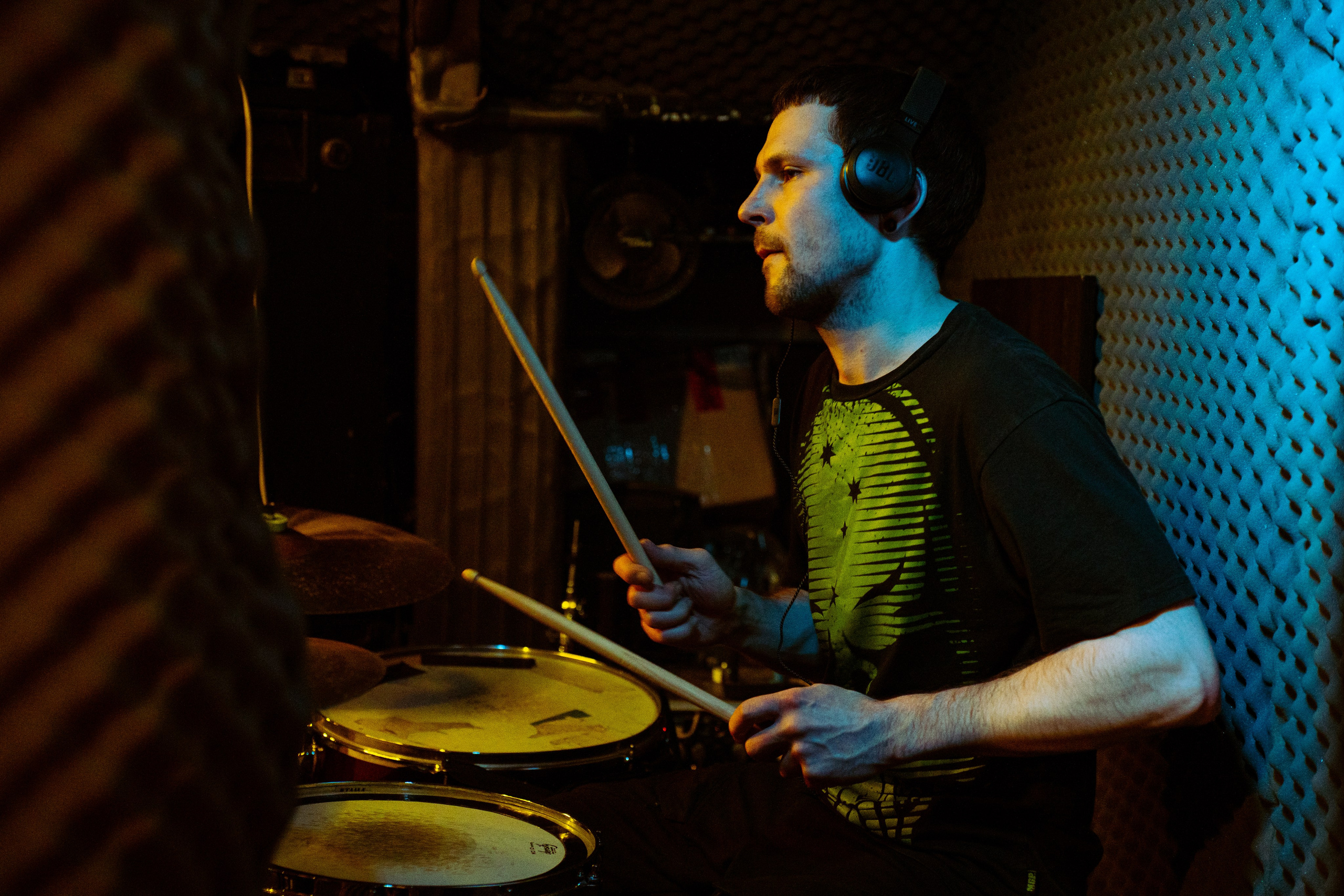 Сатива|Debaser. Концертный и репортажный фотограф в Санкт-Петербурге Слава Пахомов