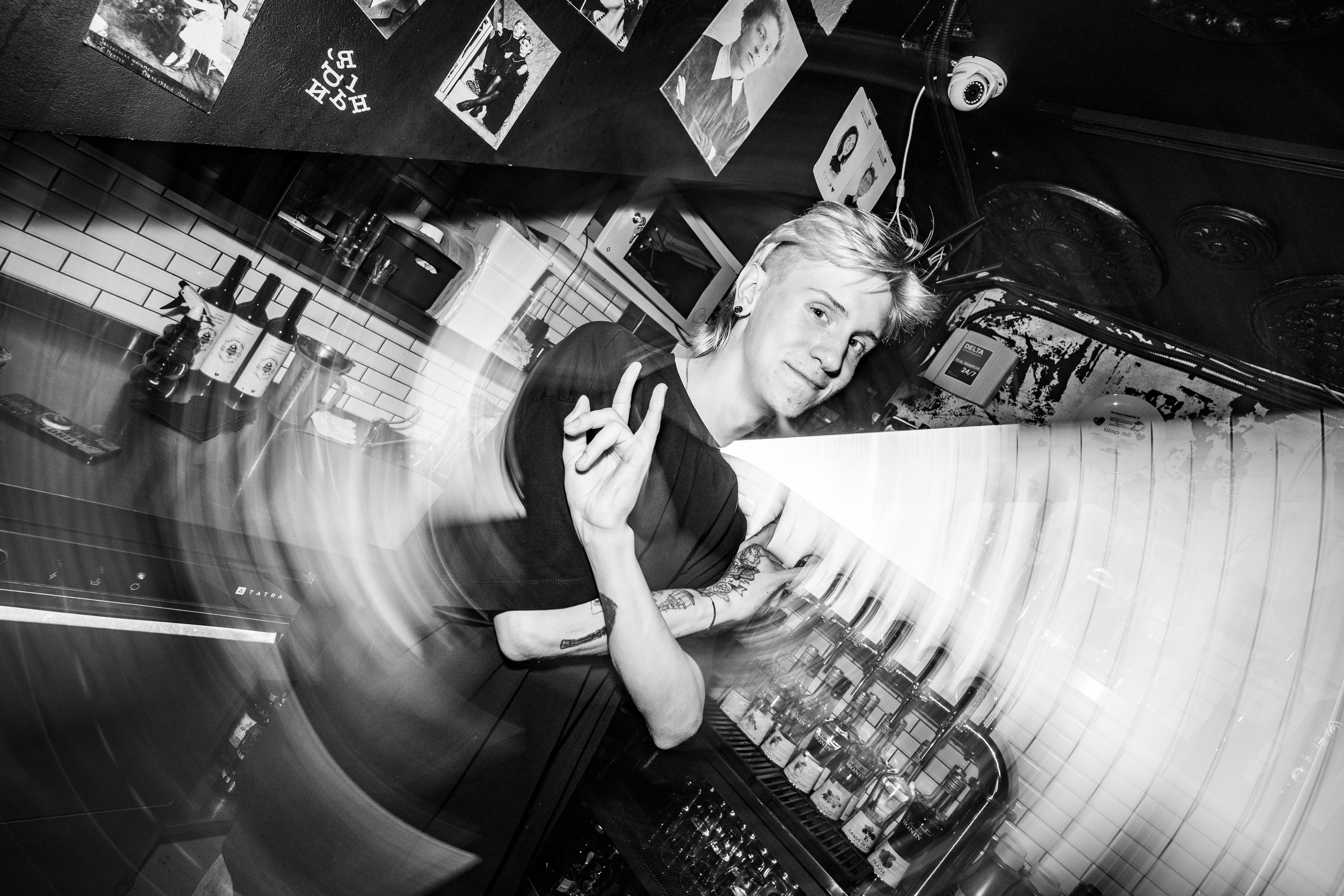 Бар разбитых сердец. DJ Guitacidelli. Концертный и репортажный фотограф в Санкт-Петербурге Слава Пахомов