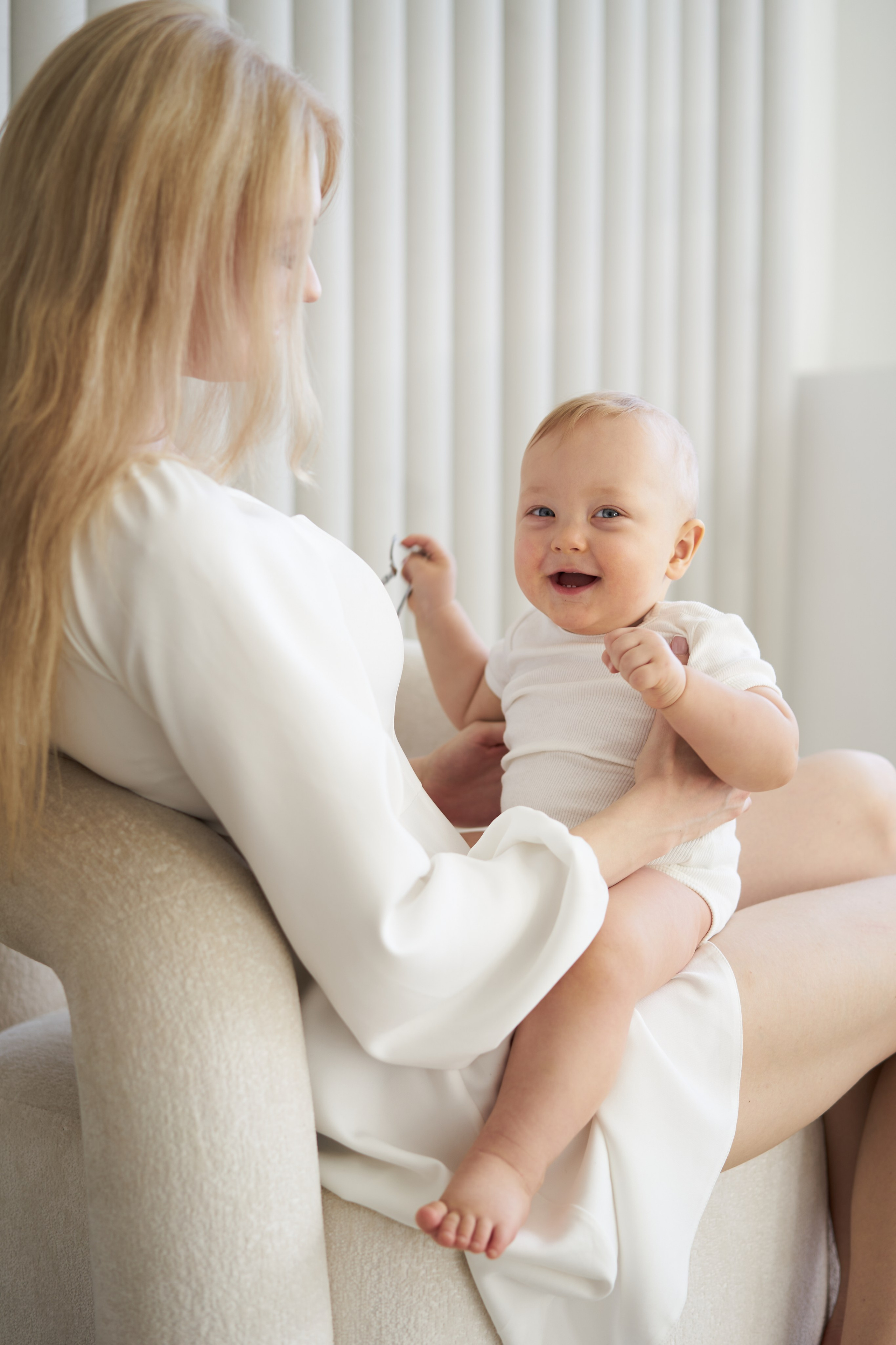 Семейная фотосессия в студии. Фотограф Екатеринбург Кокшарова Александра