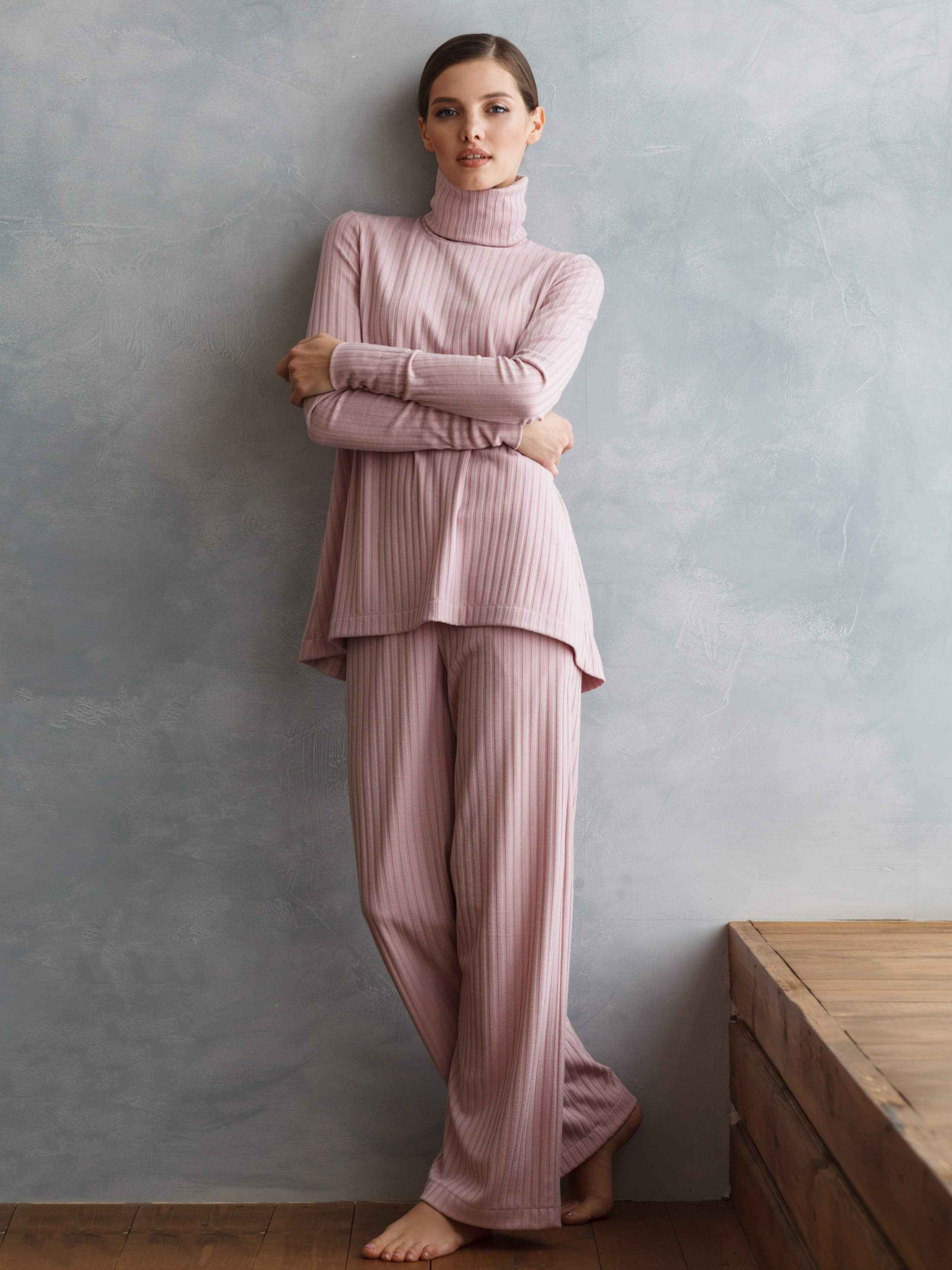 Фотосъемка одежды в Барнауле. Фотограф для бизнеса, маркетплейсов, контента и соцсетей в Барнауле Савинкова Виктория