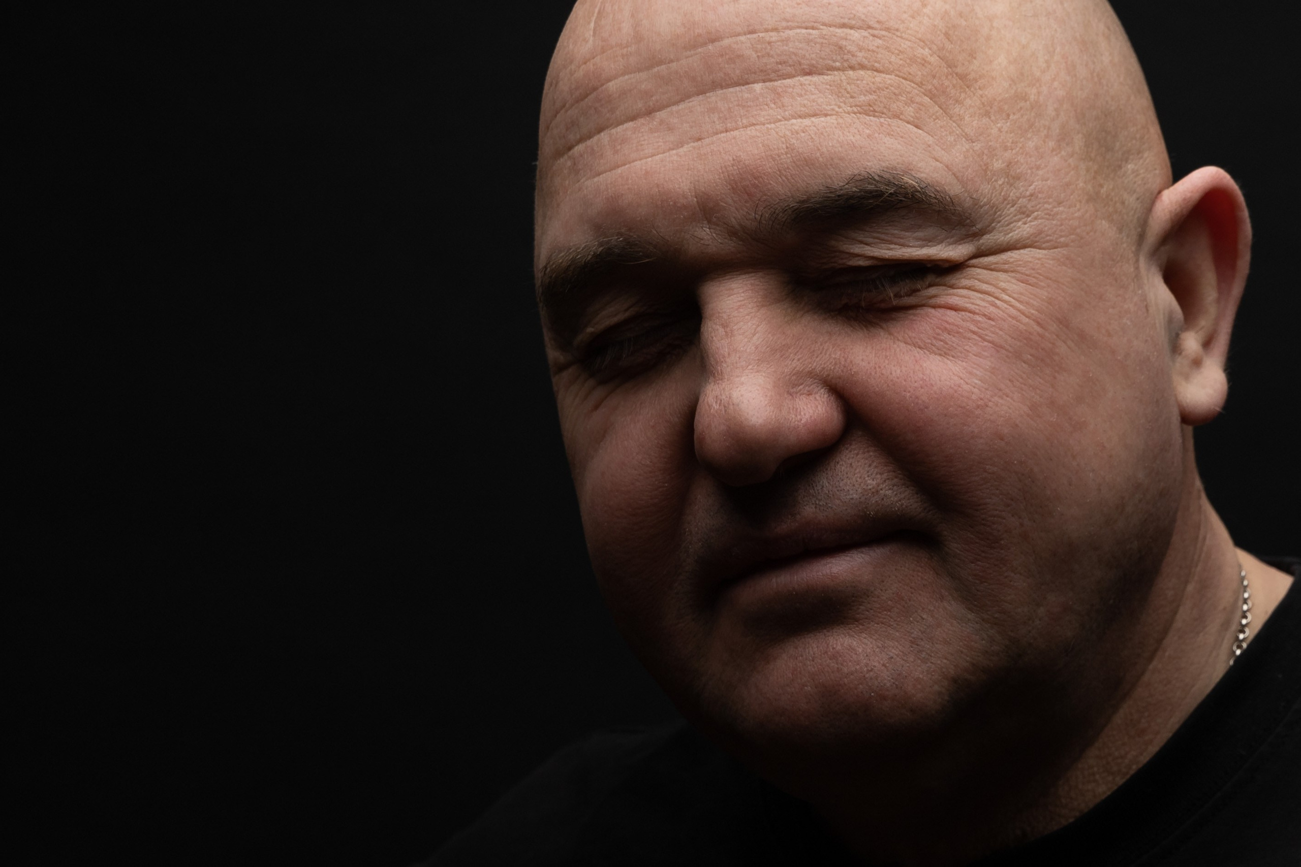 Анатолий. ФОТОГРАФ РАДОСТИ Фотосессия в студии СПб. Портретный фотограф — Юрий Торлопов