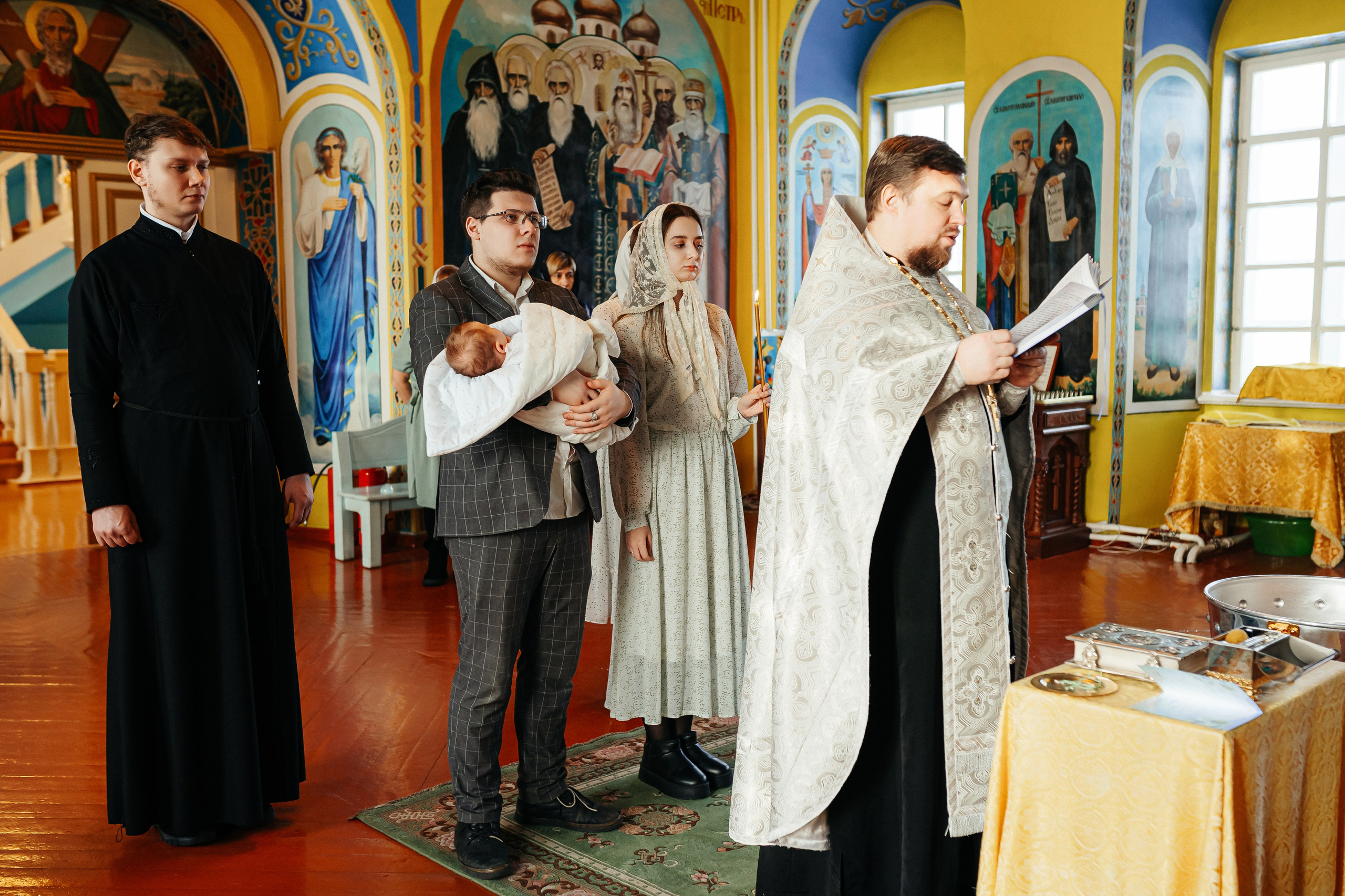 Фотосъемка крещения. Фотограф Ким Наталья в Красноярске