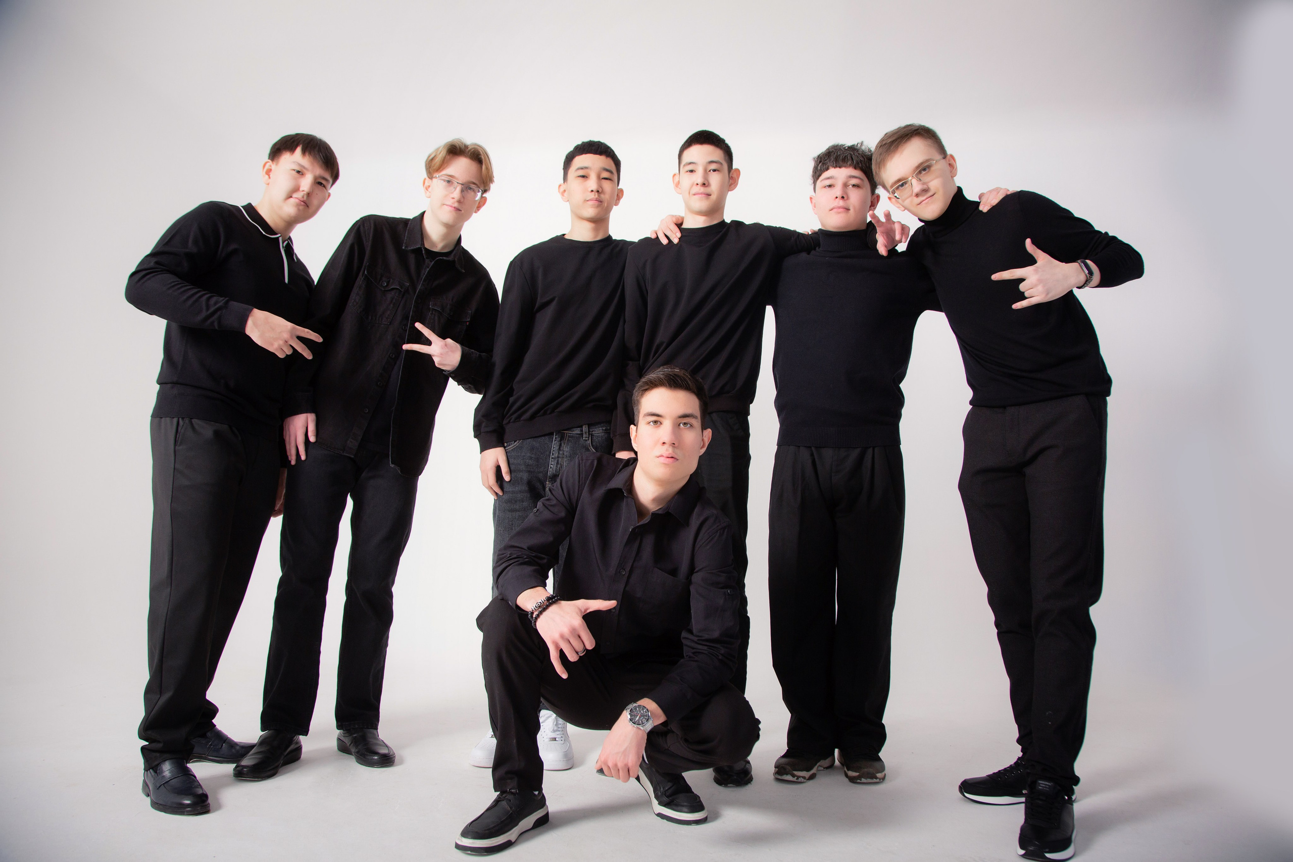 Фото работы. XPLACEMEDIA — Виньетки в Актобе. Выпускные альбомы в Актобе