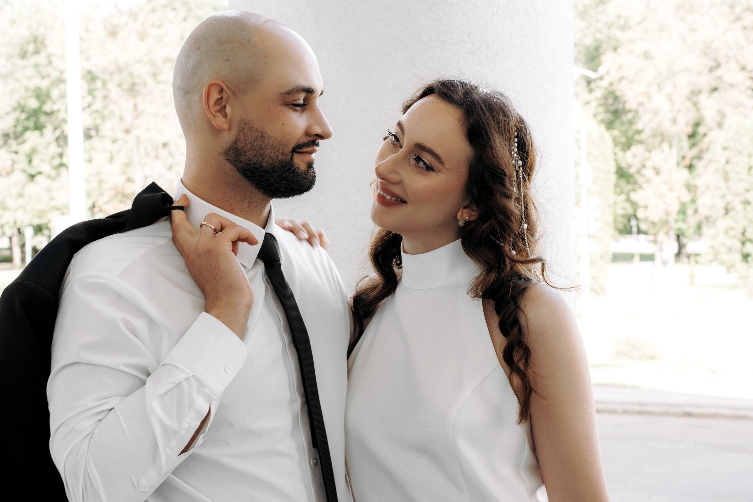 Любовь на фоне старого аэропорта. Ваш семейный фотограф в Минске — Вика Трегубова