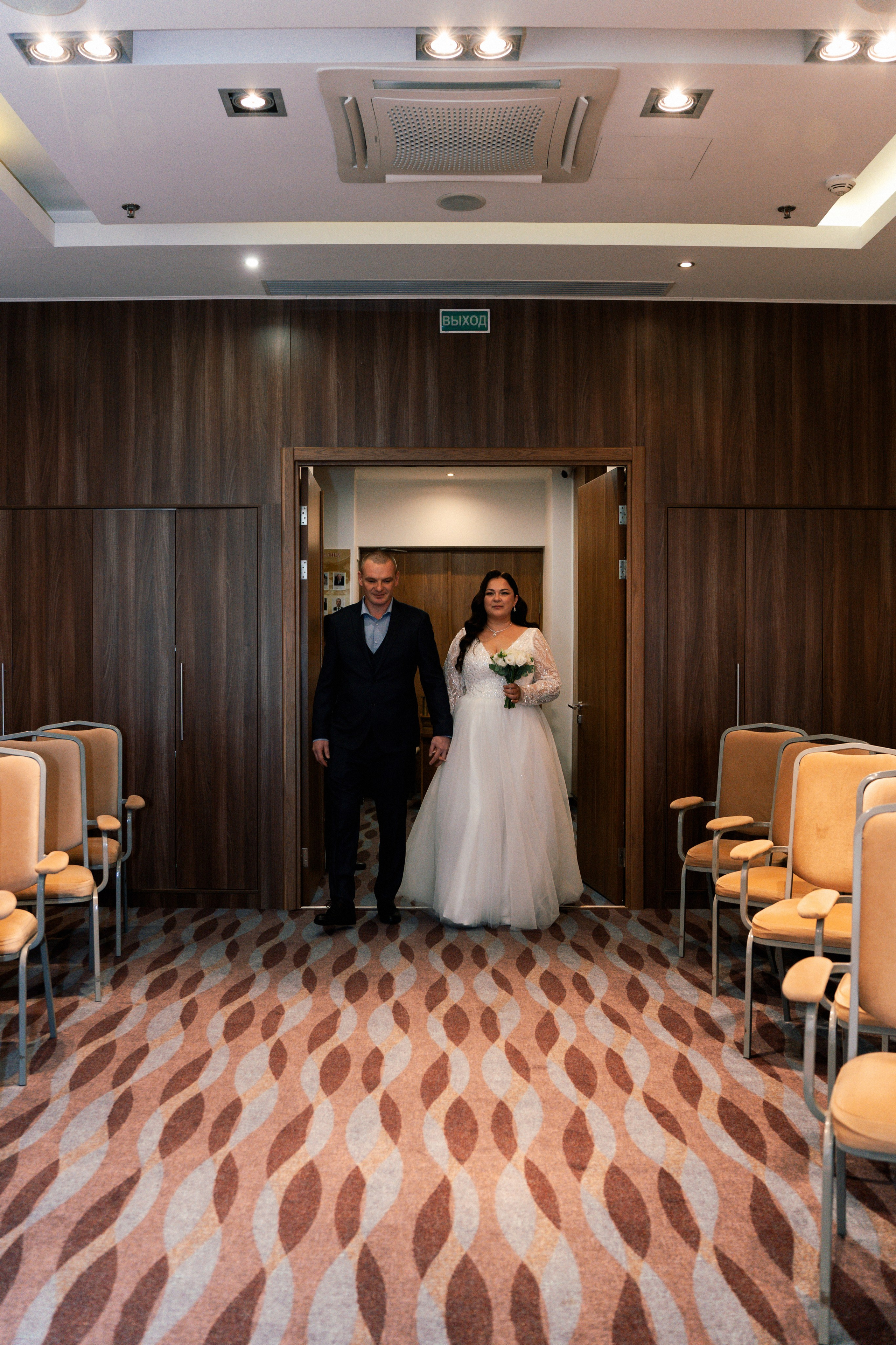 ЗАГС (гостиница Виктория). Ваш семейный фотограф в Минске — Вика Трегубова