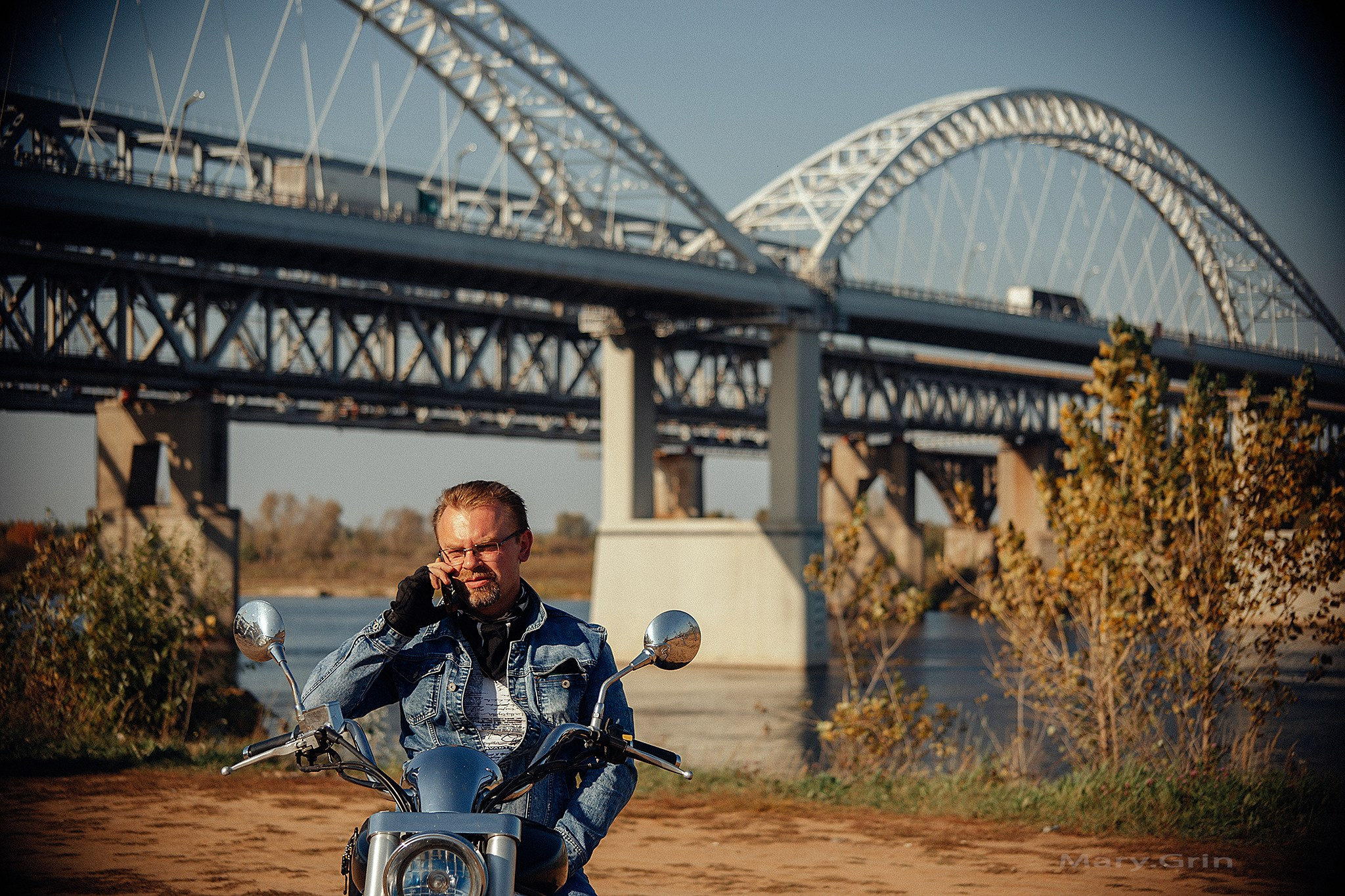Дмитрий с мотоциклом. Детский и семейный фотограф, фотограф мероприятий Нижний Новгород