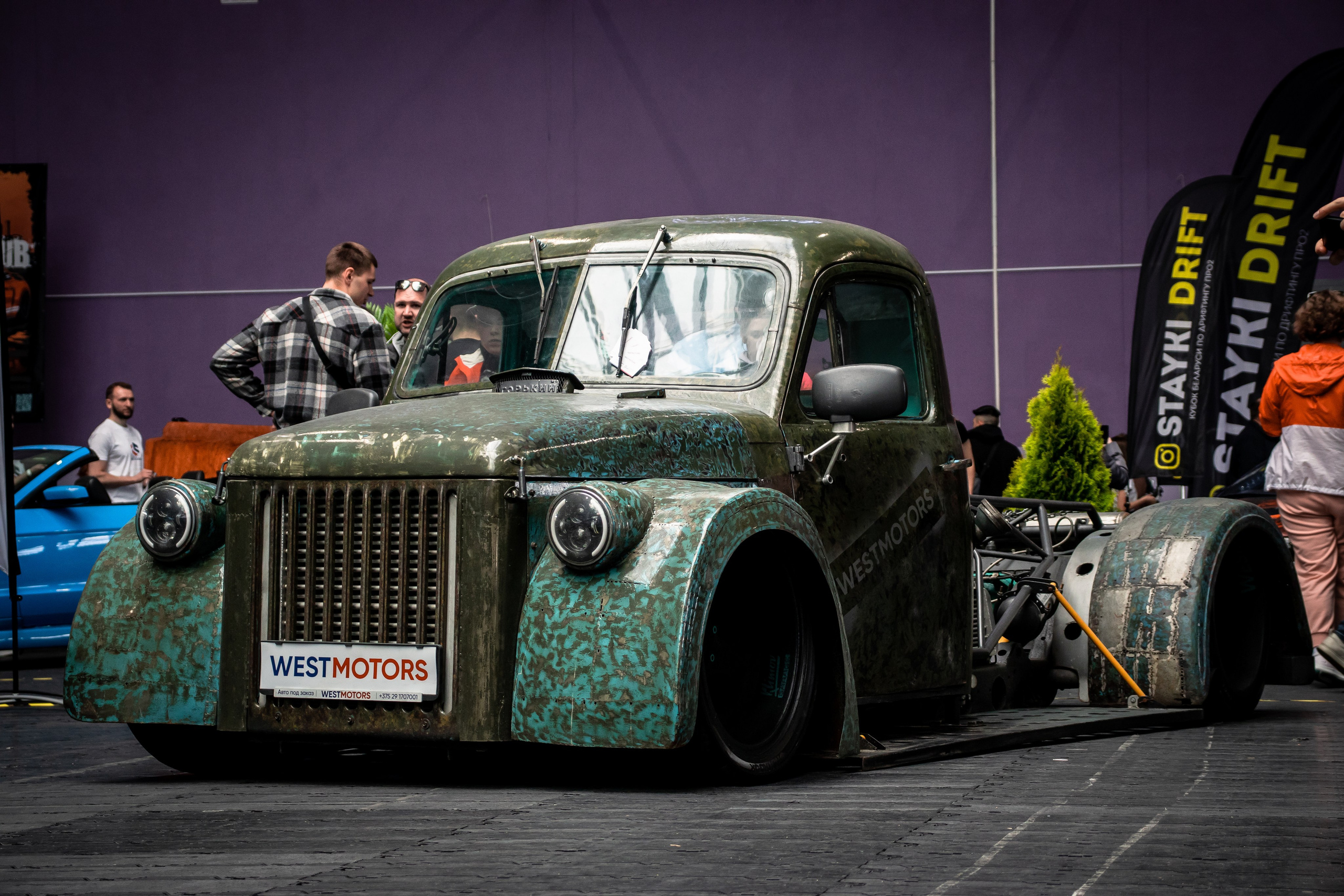 Автошоу «Тачки». Репортажный фотограф Минск ❘ Костецкий Илья ❘ Беларусь