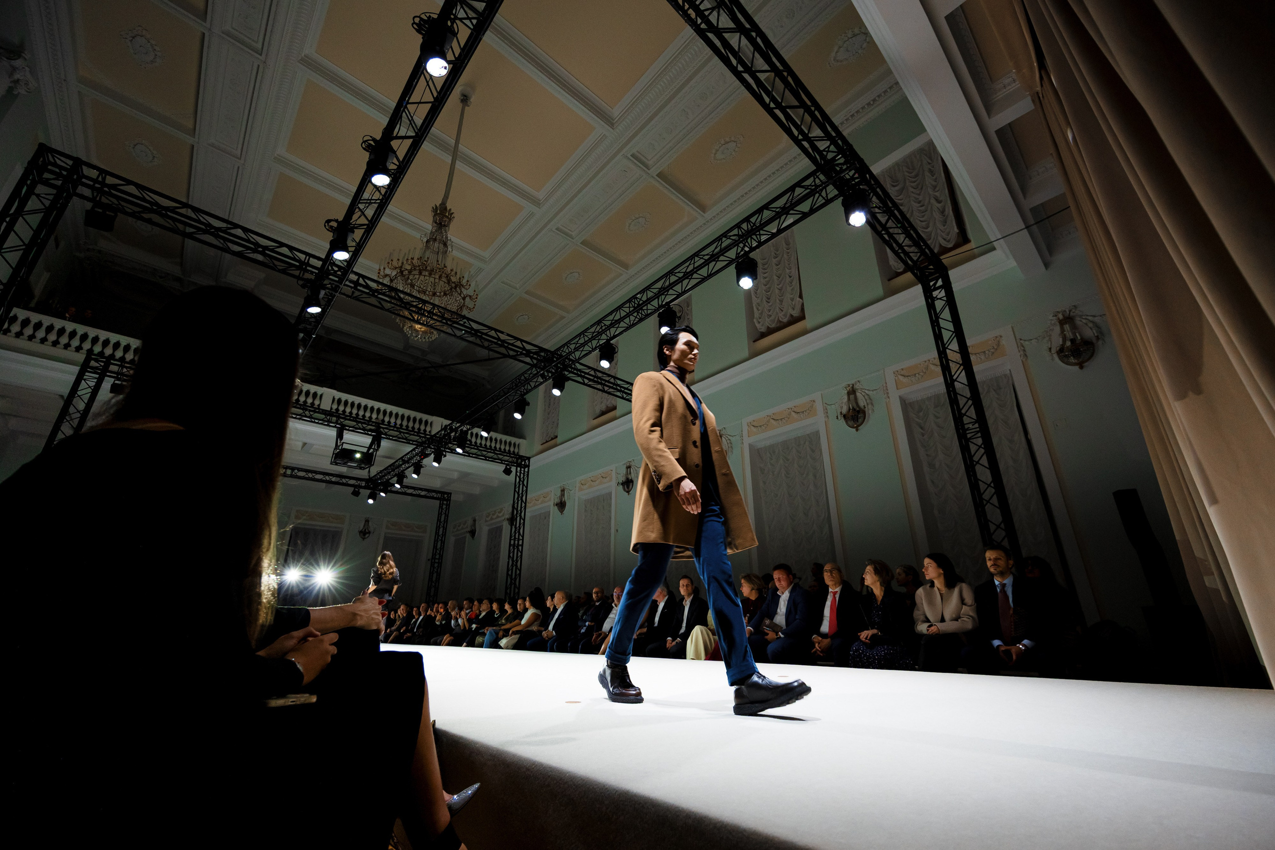 Henderson Fashion Show AW'25. Репортажный фотограф Семён Борисов | Москва