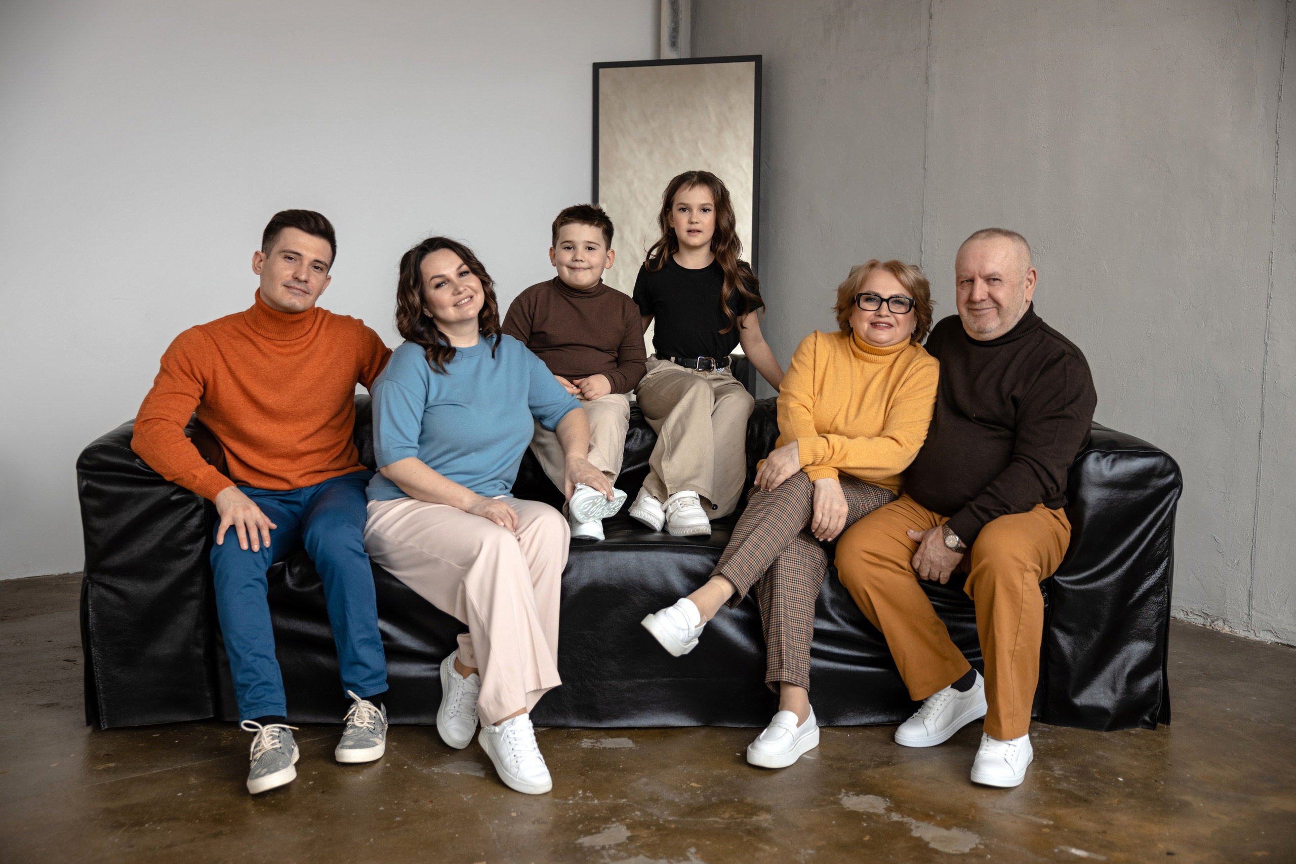 Ксюша с семьёй. Татьяна Мирзоян