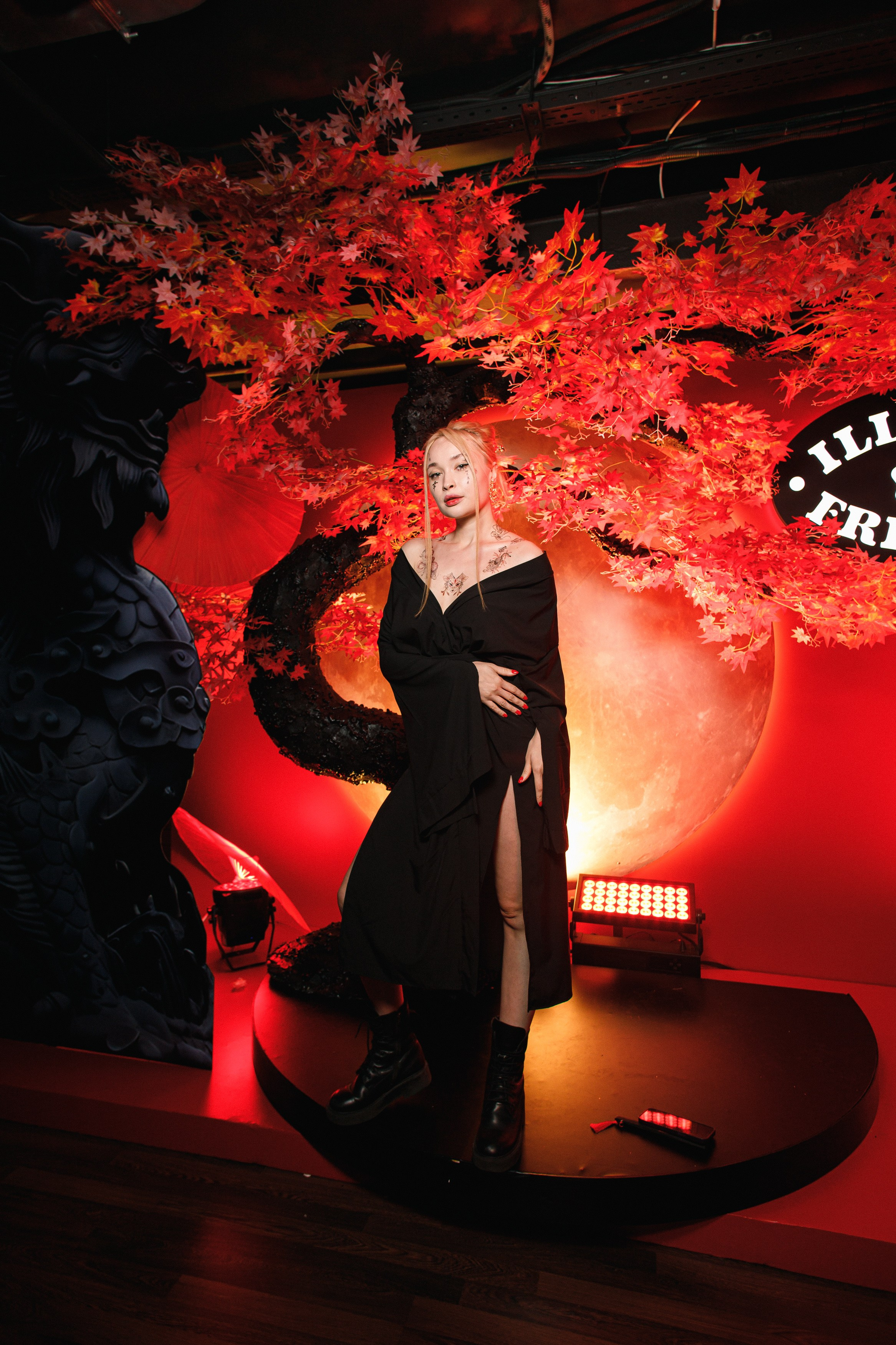 ILLEGAL FRIENDS | ASIA. СВОИ. ФОТООТЧЕТЫ-СОБЫТИЯ-МЕСТА