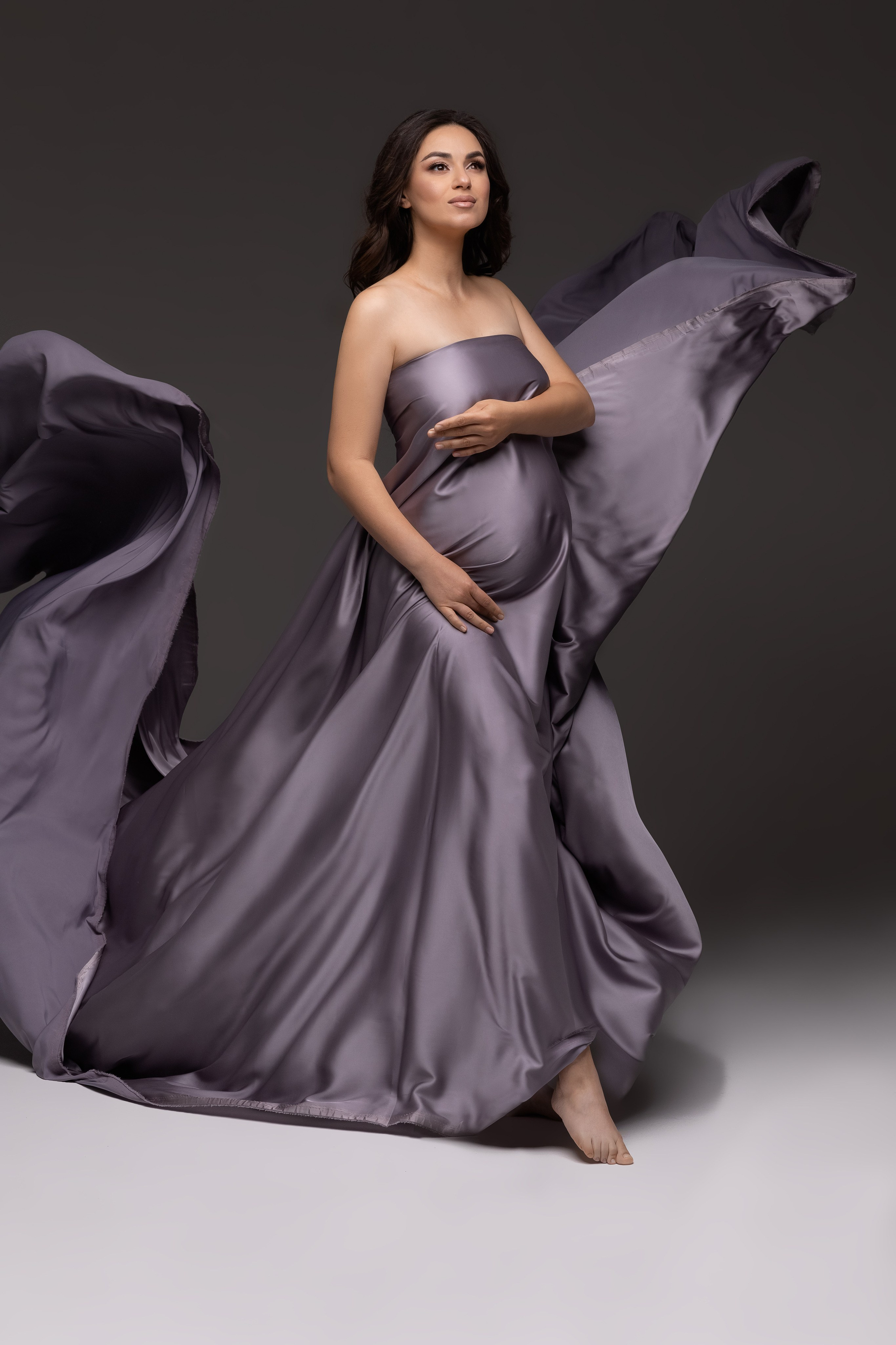 съёмка беременности с тканью Москва, Беременная в тканях, фотосессия беременности в тканях, фотосессия беременной с тканью, съёмка беременности с  летящей тканью