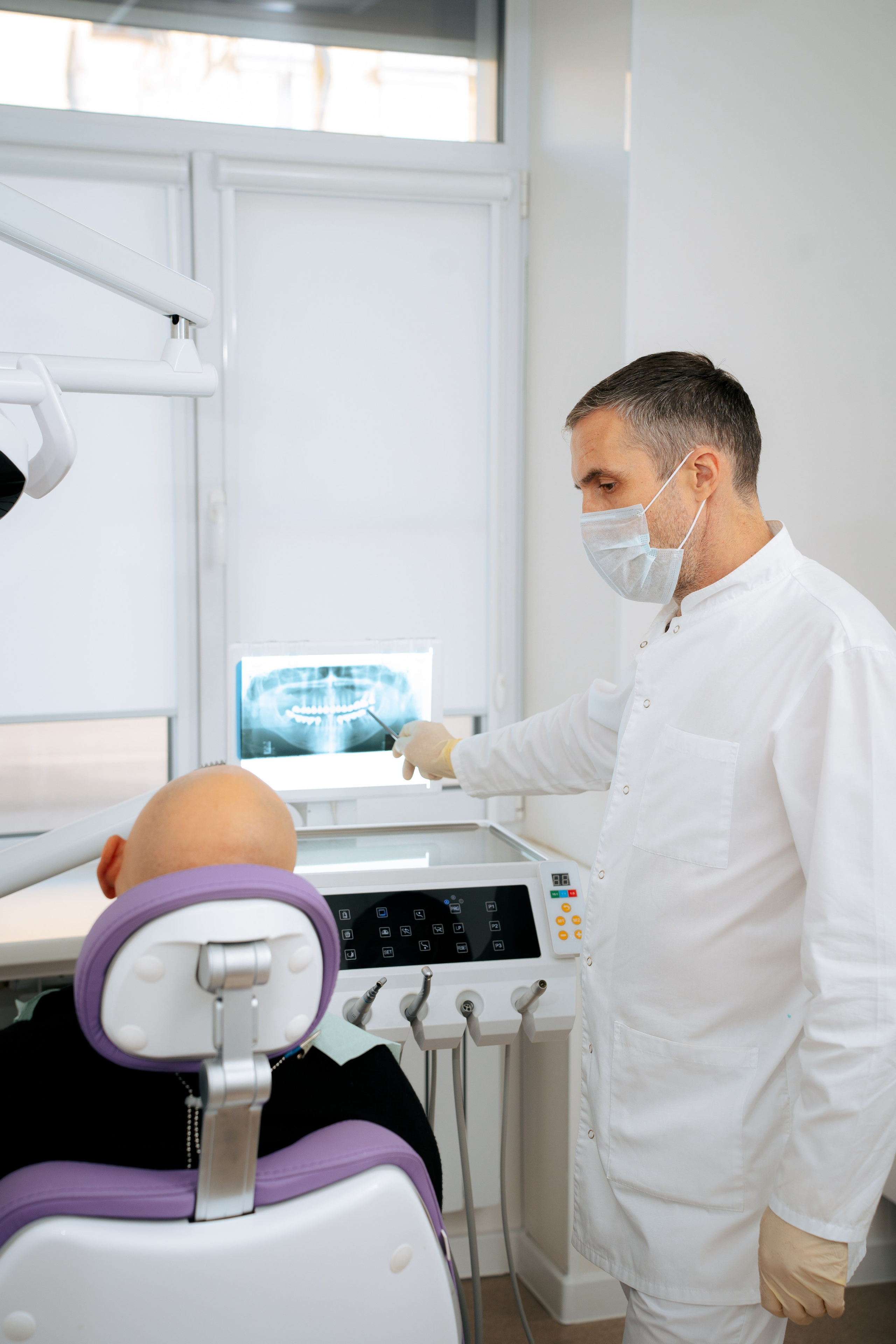 Консультация по протезированию зубов