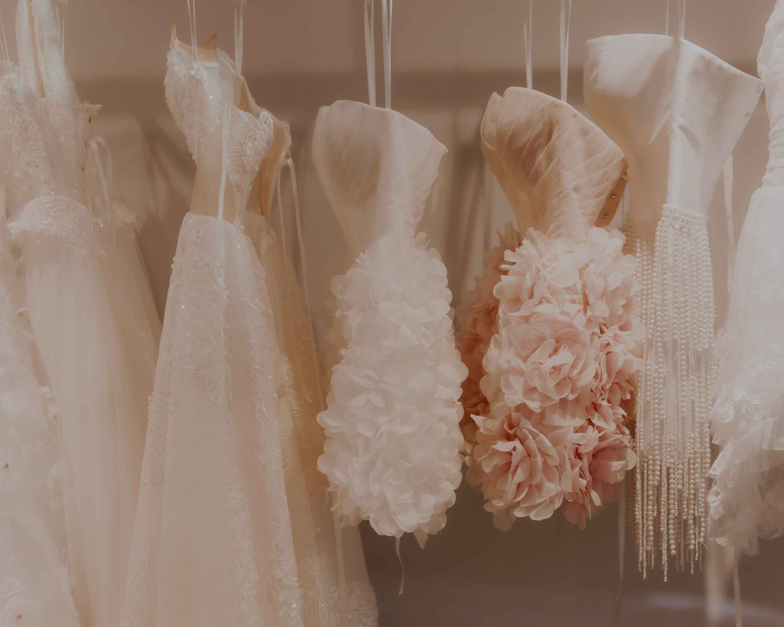 Открытие свадебного салона VISHA. Свадебные фотографы в Гомеле и Минске Сергей и Анастасия Фещенок