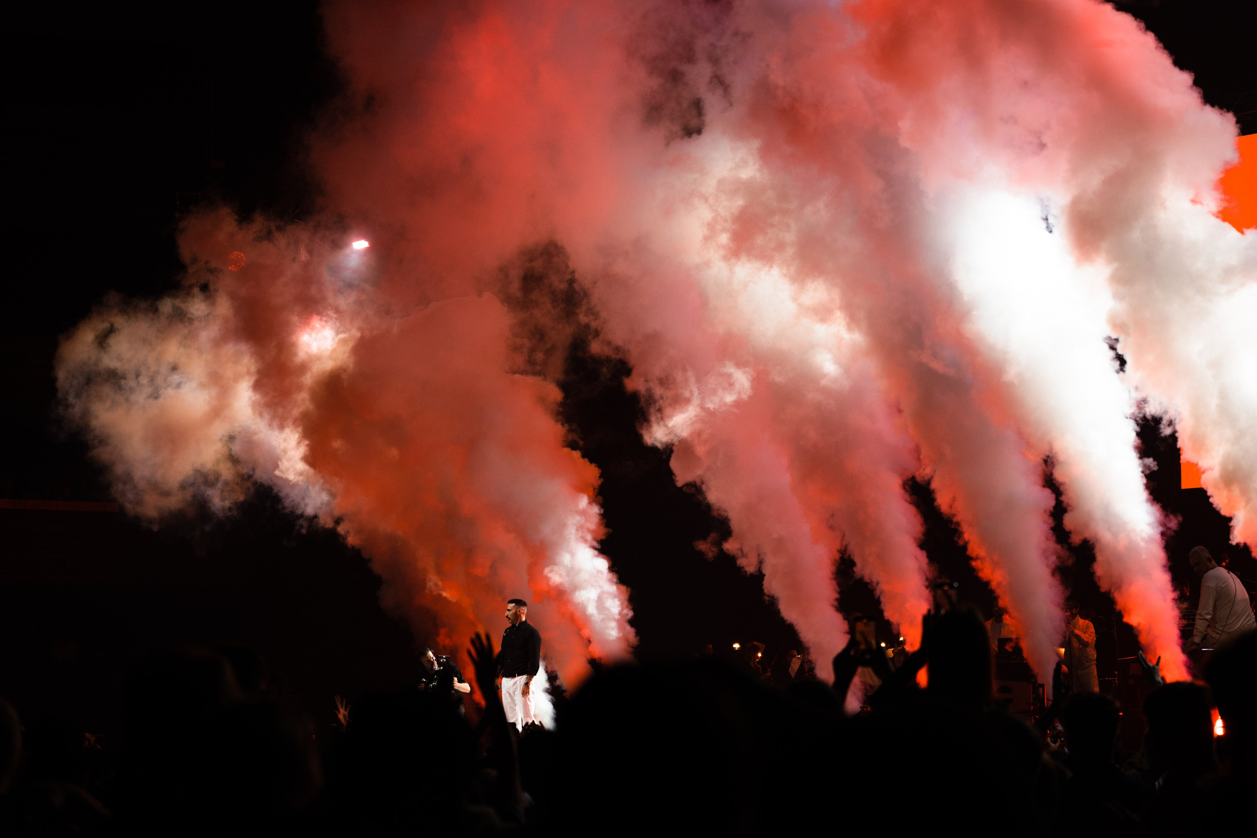 Концерт L'one 19.10.2025 с хором и симфоническом оркестром. Фотограф и видеограф Мария Банщикова, Солнечногорск, Москва