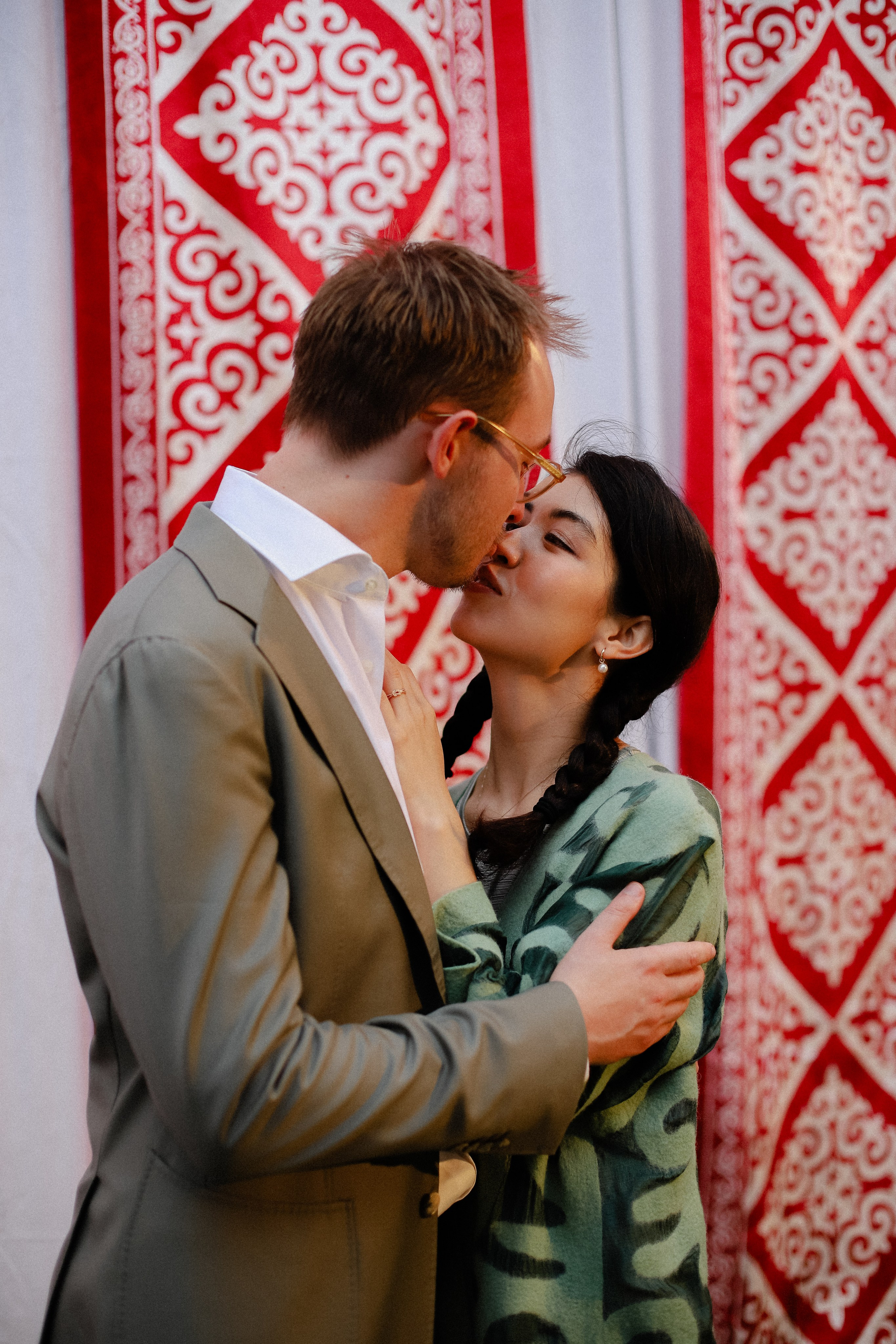 Тамирис Сырка салу. Фотограф в Алматы и Москве Даша Пушкина