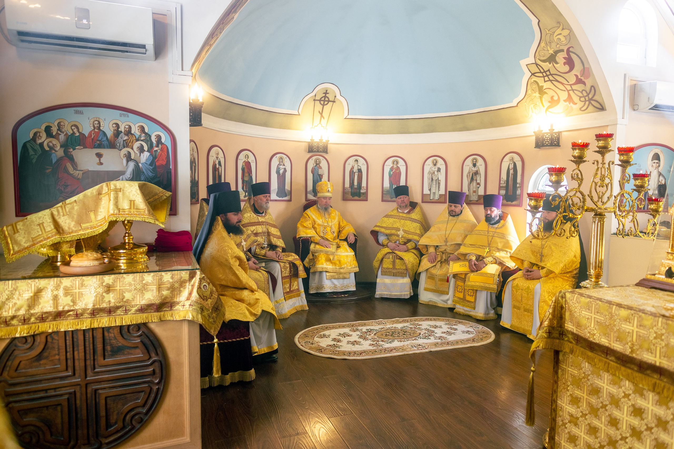 Митрополит Василий. 10 лет Храму Святителя Спиридона Тримифунтского. Фото и видеосъемка любых мероприятий в городе Краснодаре и Краснодарском крае. Щеколдин Антон