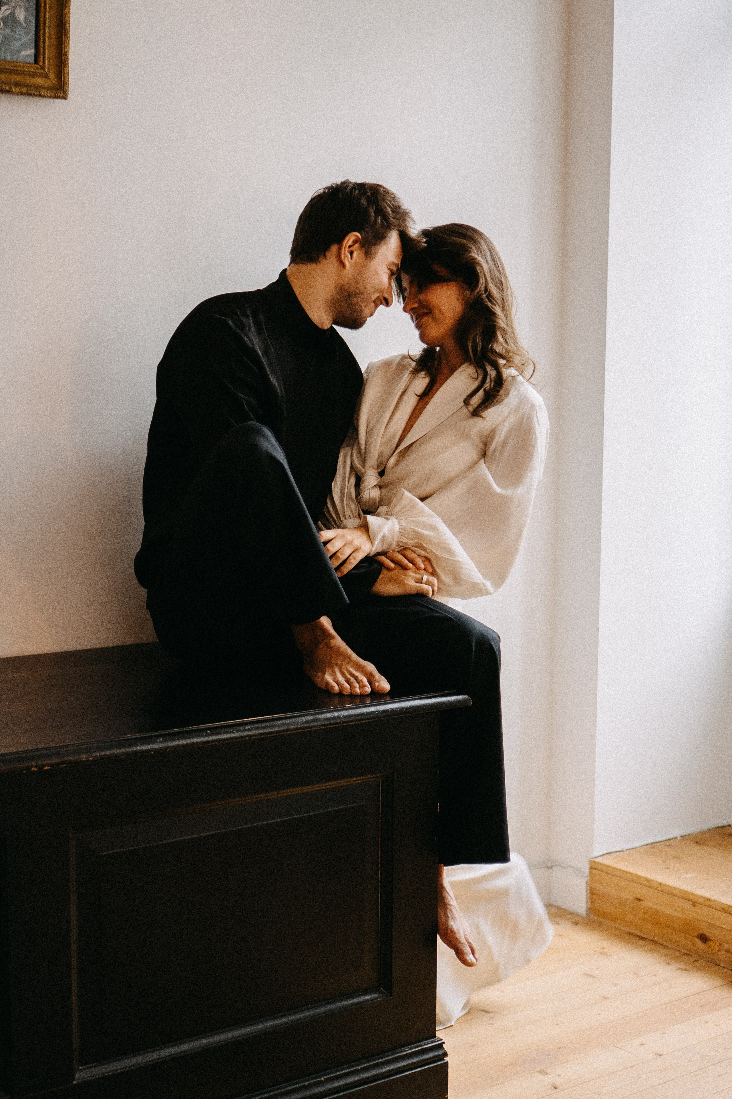 СБОРЫ ЖЕНИХА И НЕВЕСТЫ В УЮТНОЙ КВАРТИРЕ В ЦЕНТРЕ САНТК-ПЕТЕРБУРГА. Профессиональный фотограф, Санкт-Петербург — Виктория Богомолова