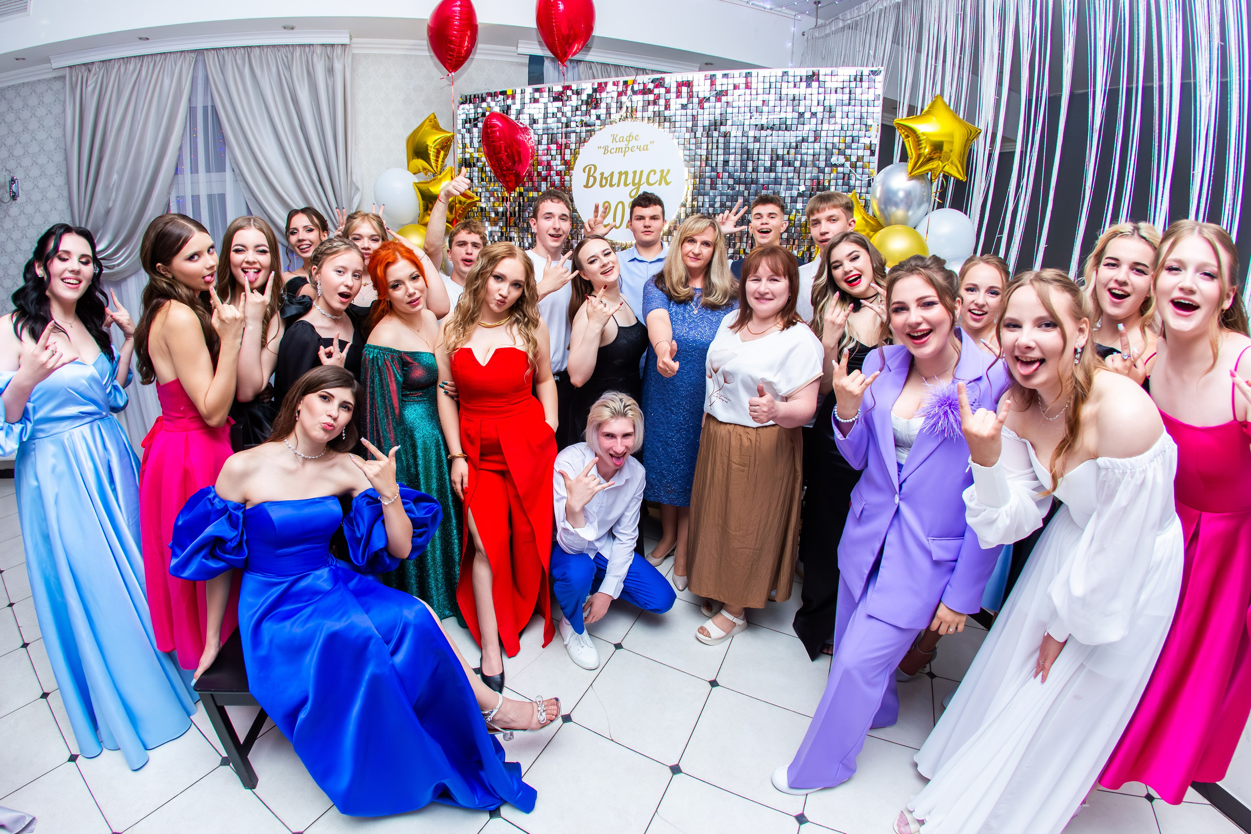 ВЫПУСКНОЙ 2025 для 11 классов. ТВОЙ АЛЬБОМ / ТВОИ ПРАВИЛА